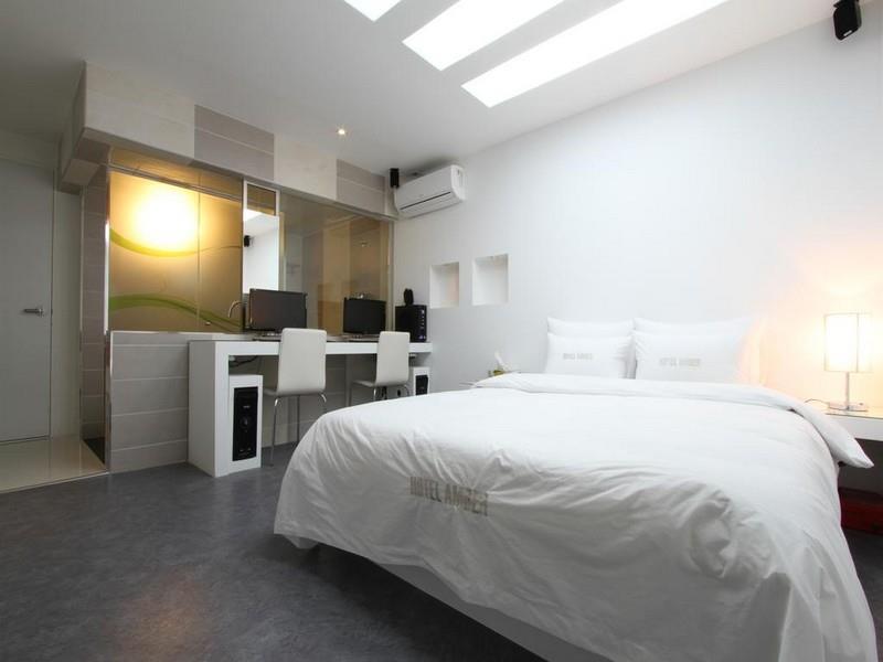 Hotel Travel