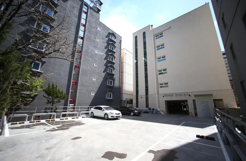 Hotel You&I