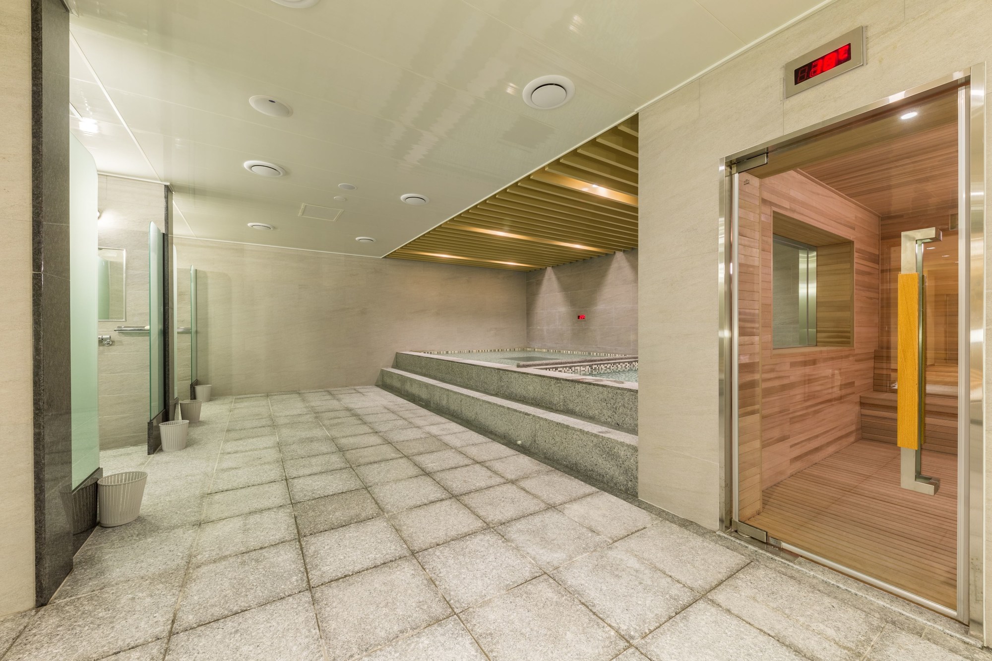 Howard Johnson by Wyndham Incheon Airport