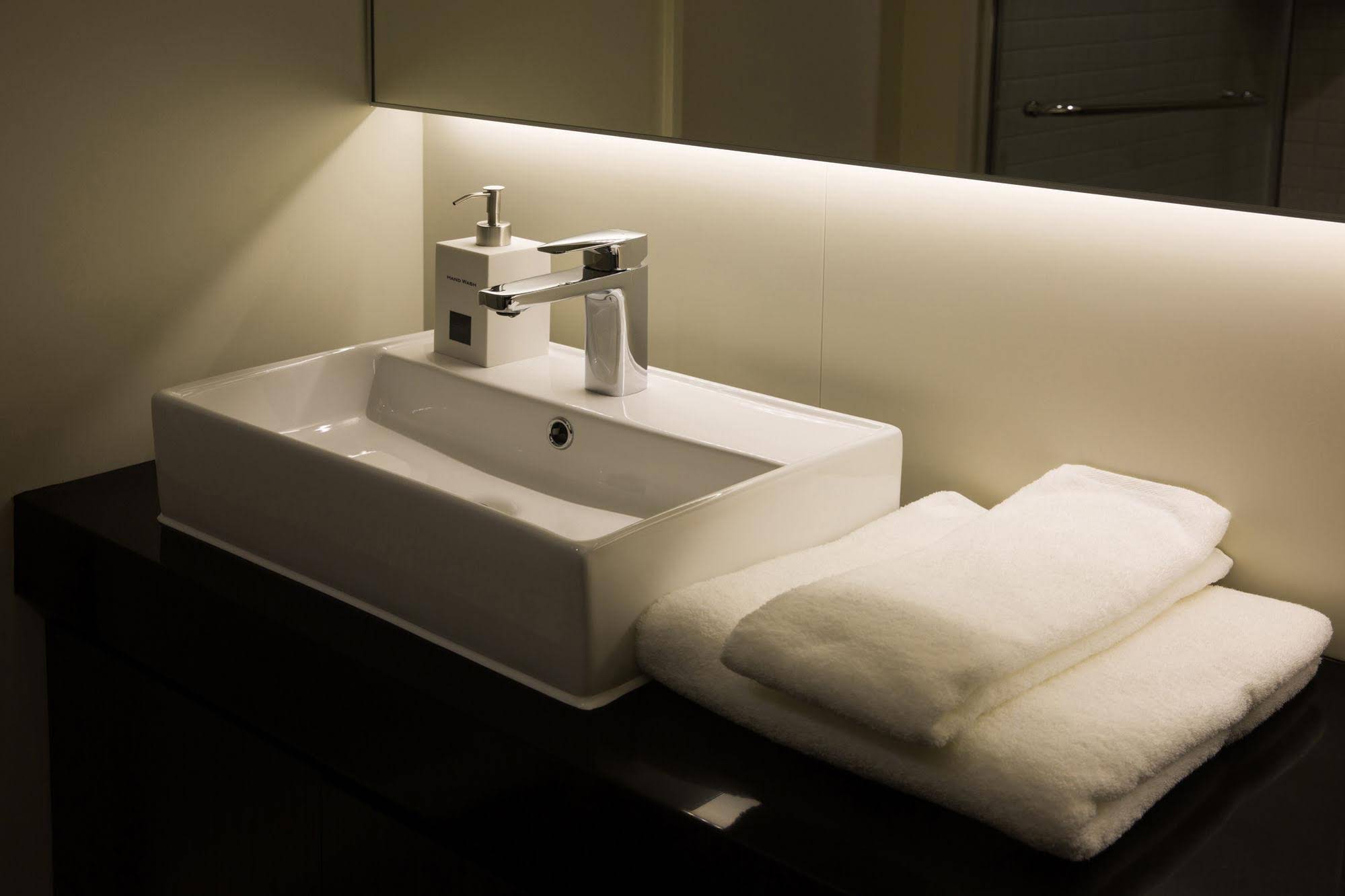 Incheon Airport Capsule Hotel DarakHyu