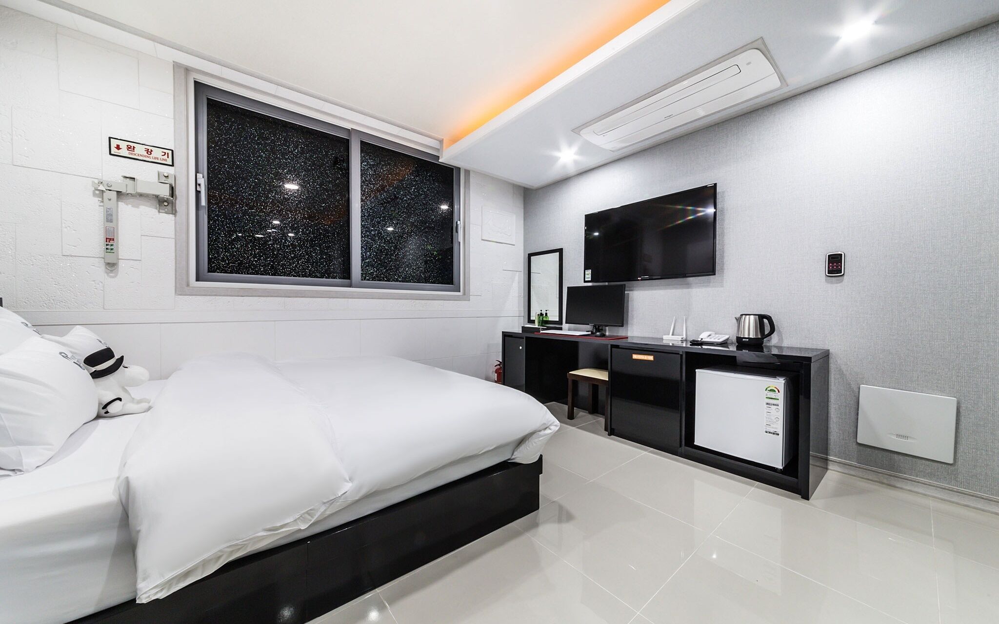 Incheon Crystal Hotel