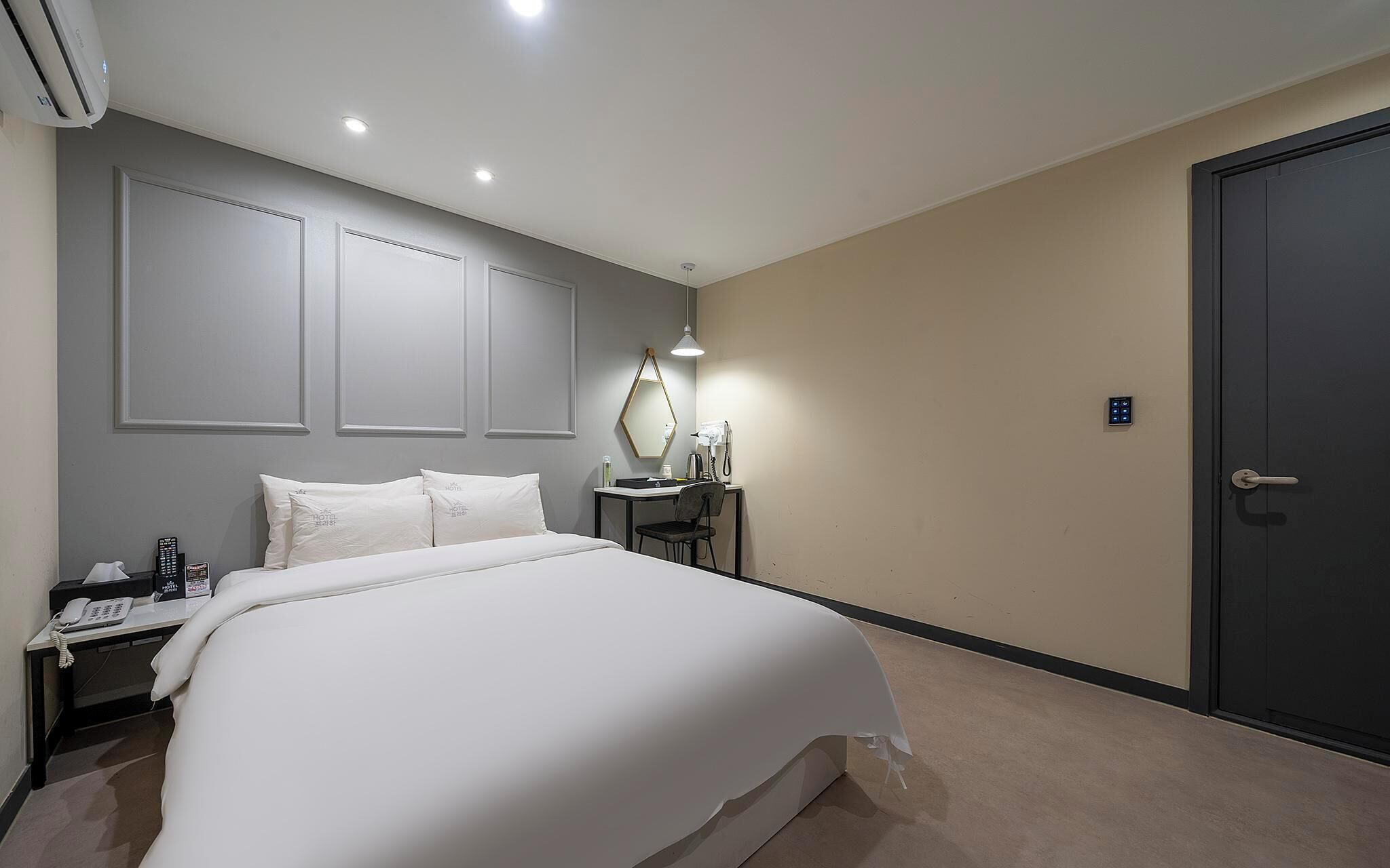 Incheon Hotel Prague