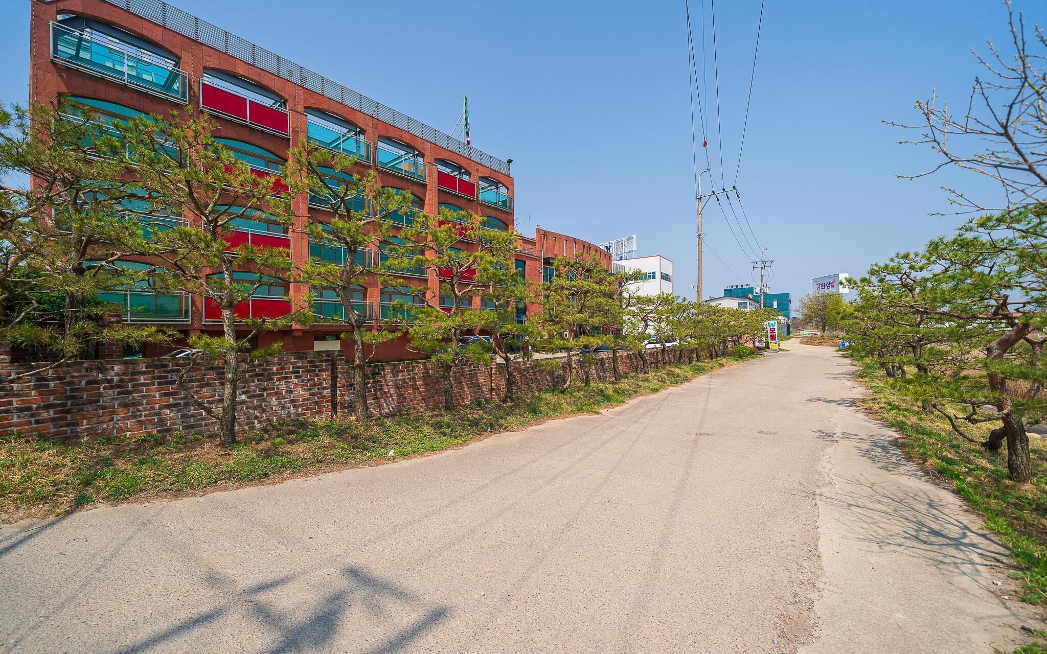 Incheon W