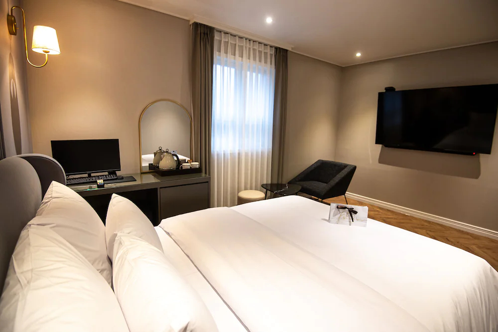 Jungwon Hotel