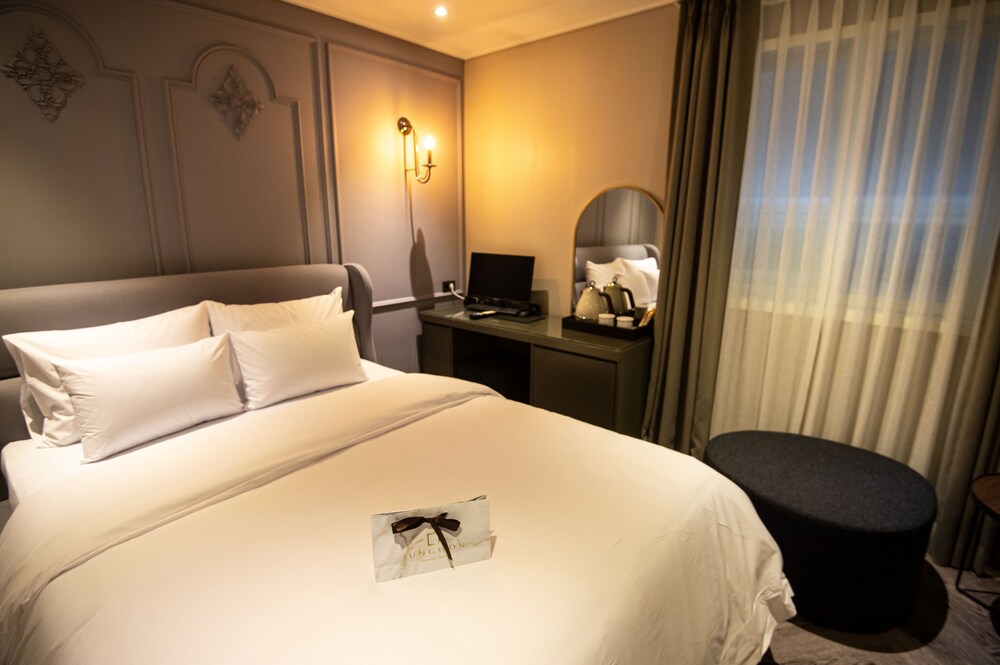 Jungwon Hotel