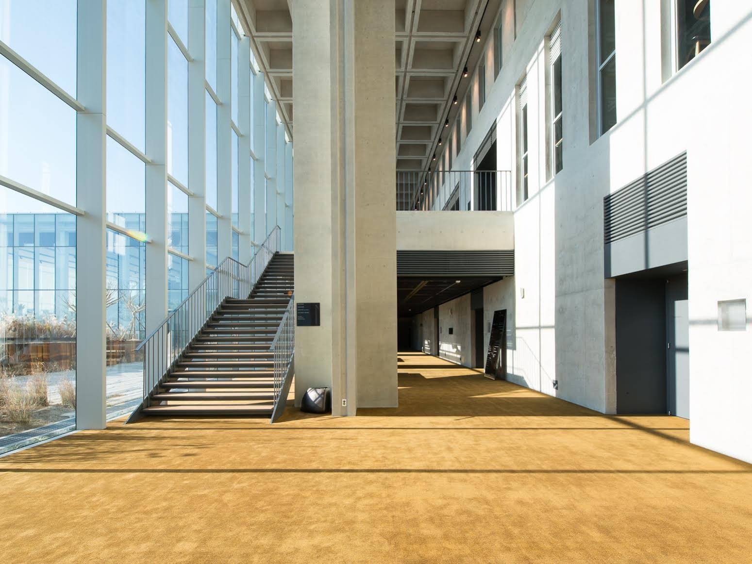 Nest Hotel
