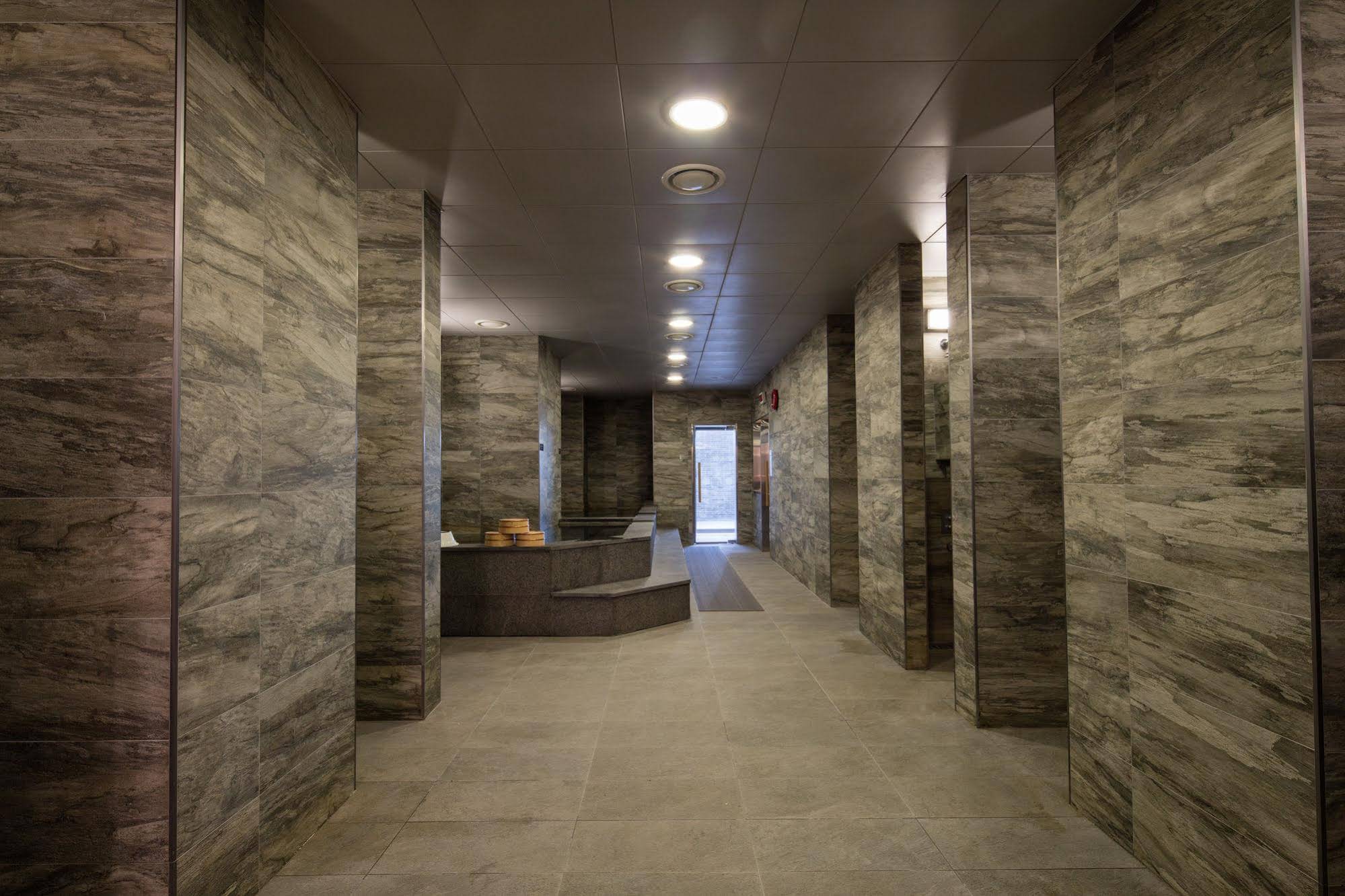 Nest Hotel