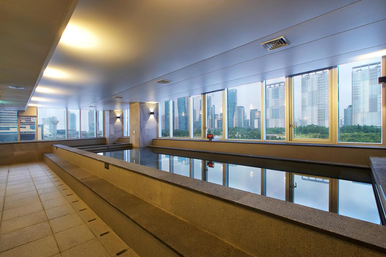 Orakai Songdo Park Hotel