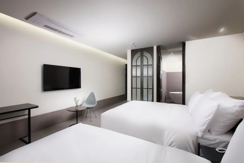 Park Marine Hotel