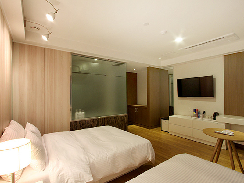 Wolmido Premiers Hotel