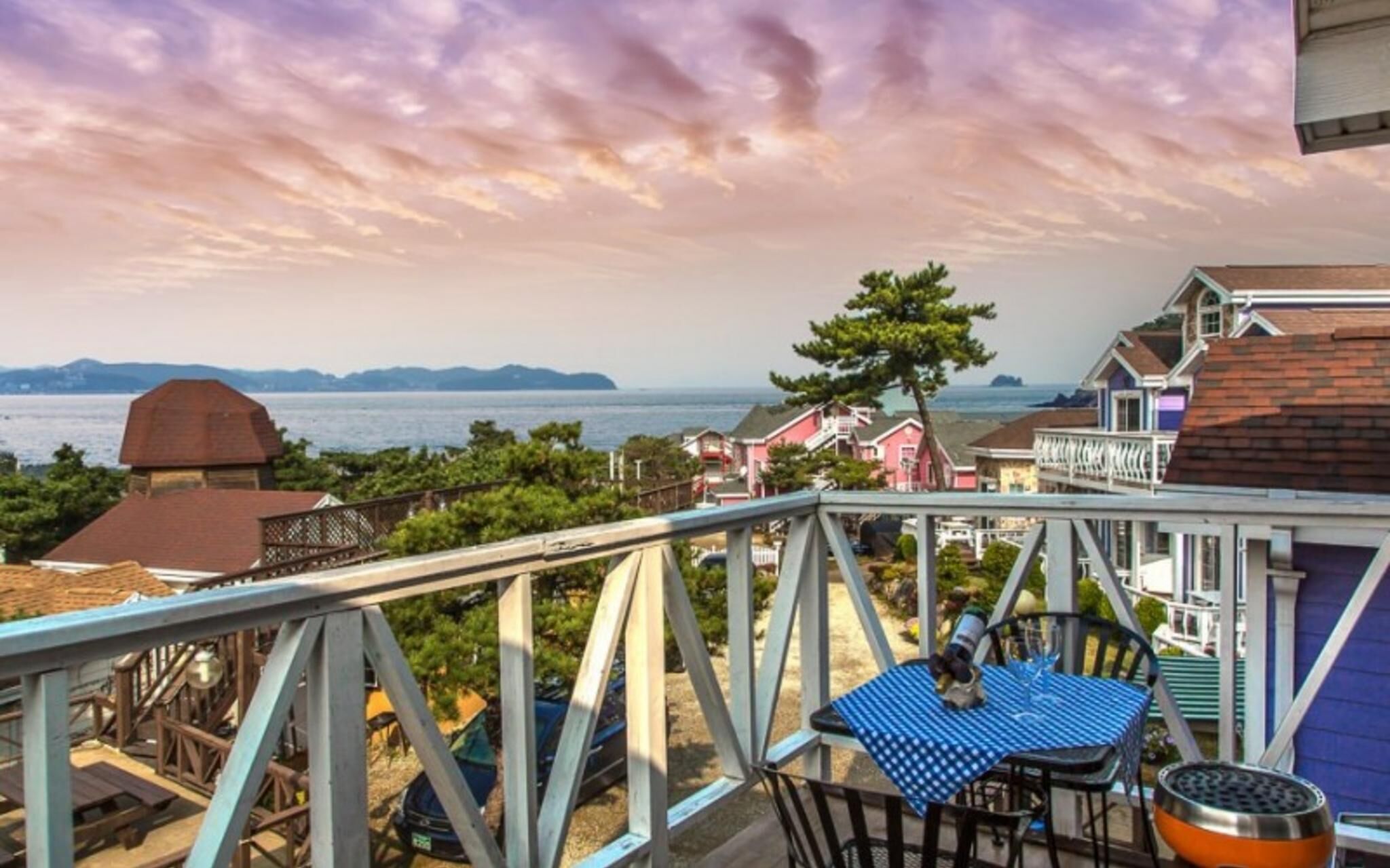 Seonjedo Iris Pension