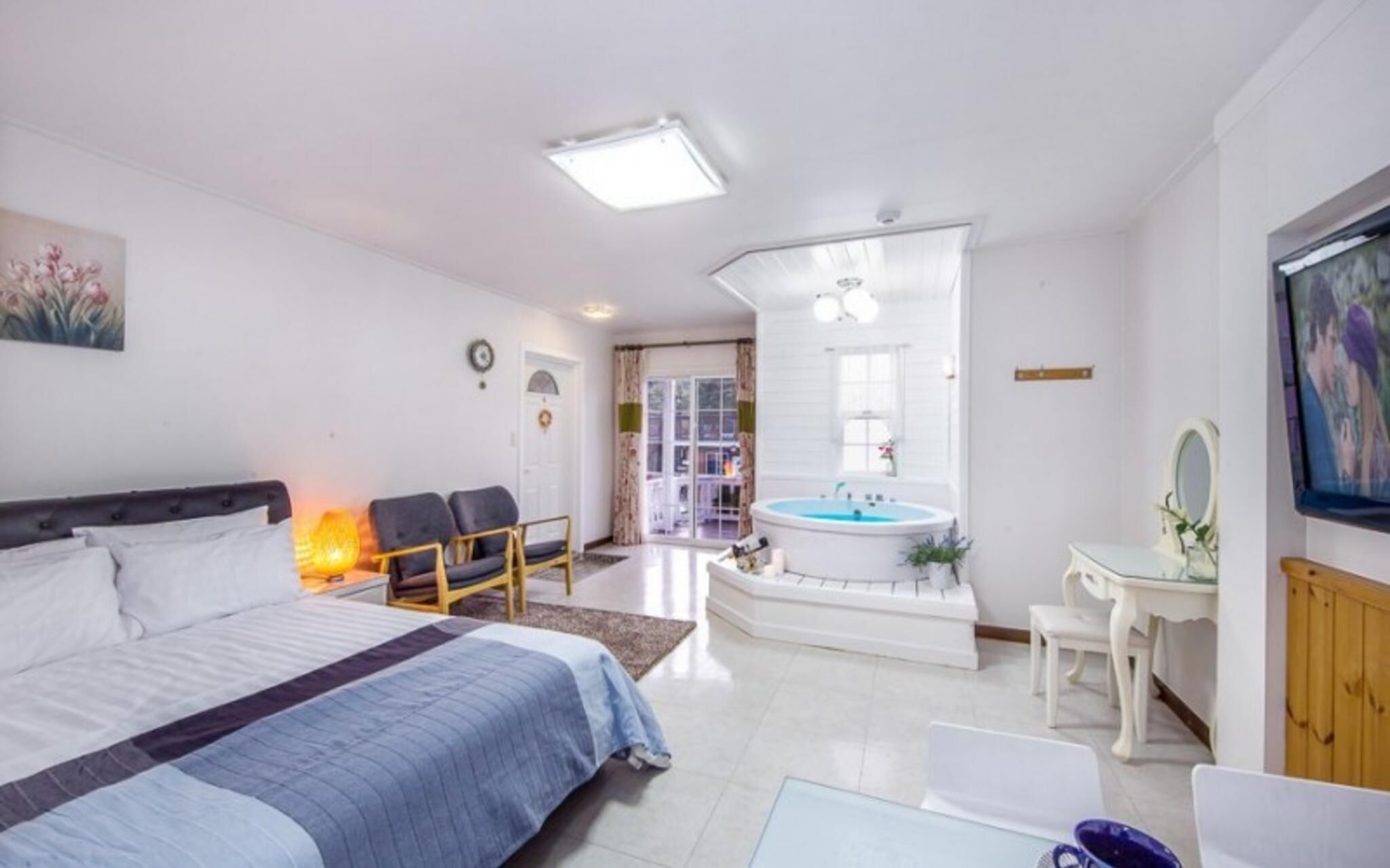 Seonjedo Iris Pension