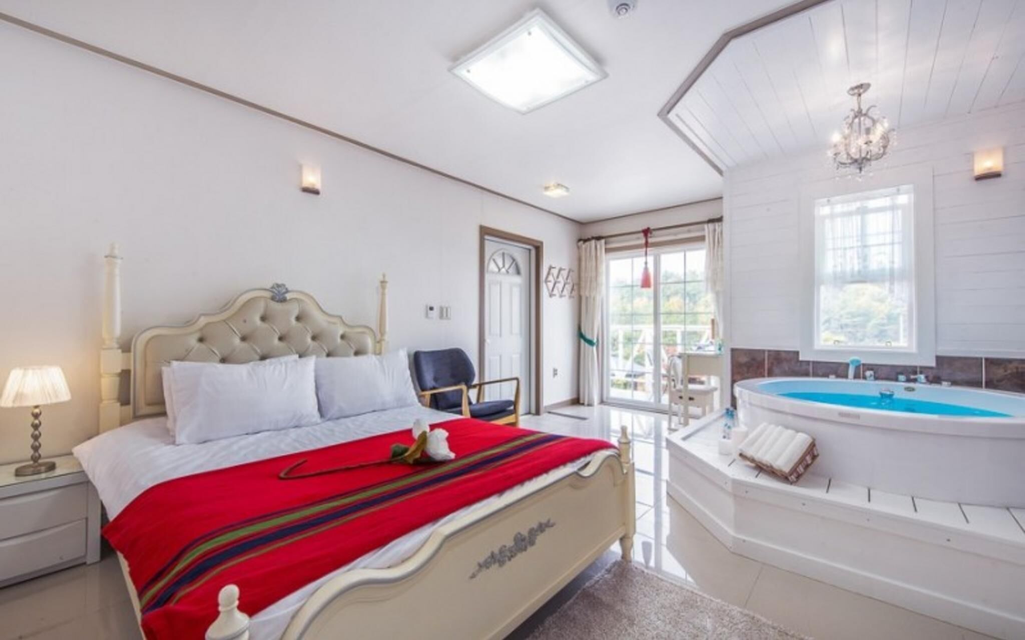 Seonjedo Iris Pension