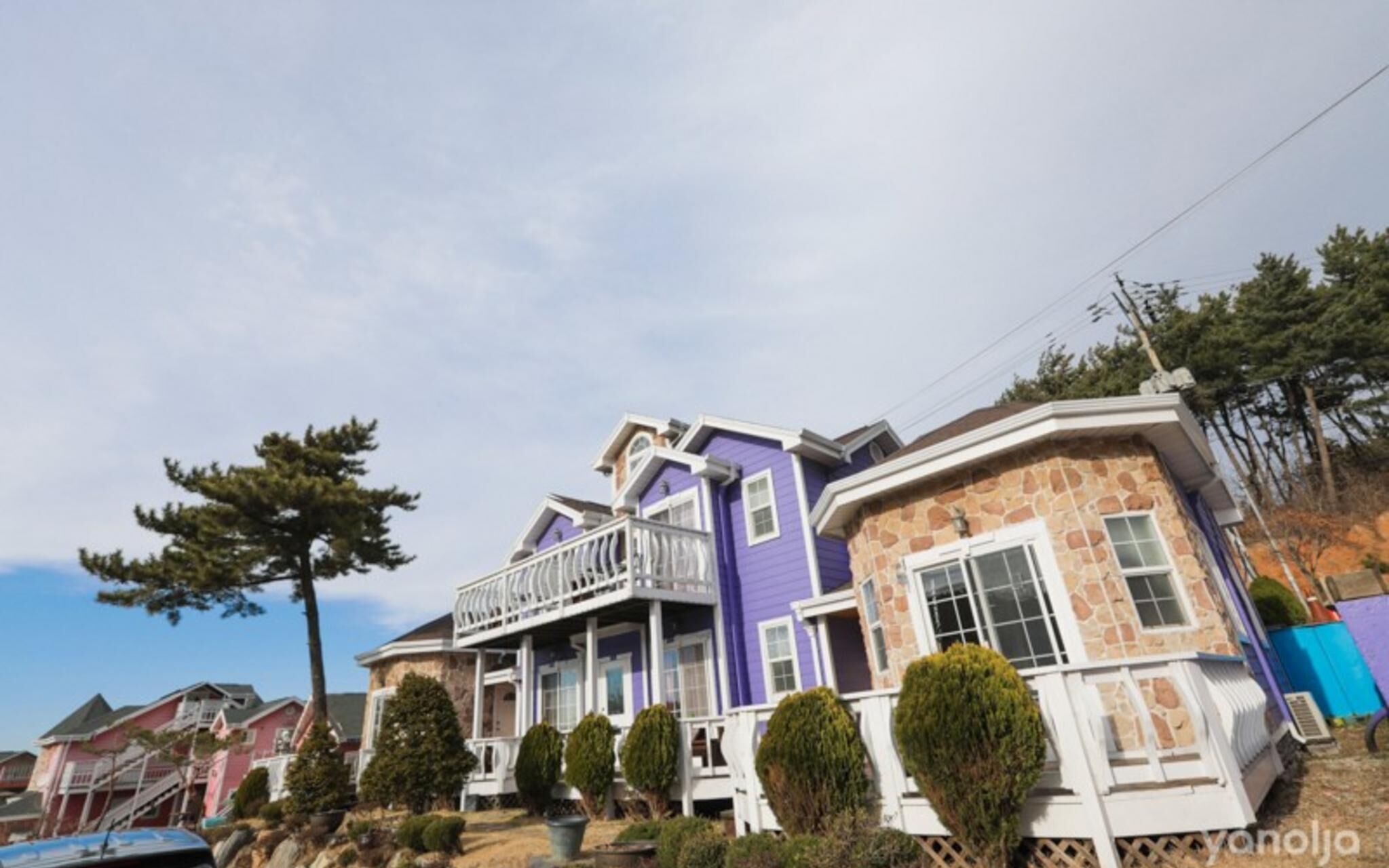 Seonjedo Iris Pension