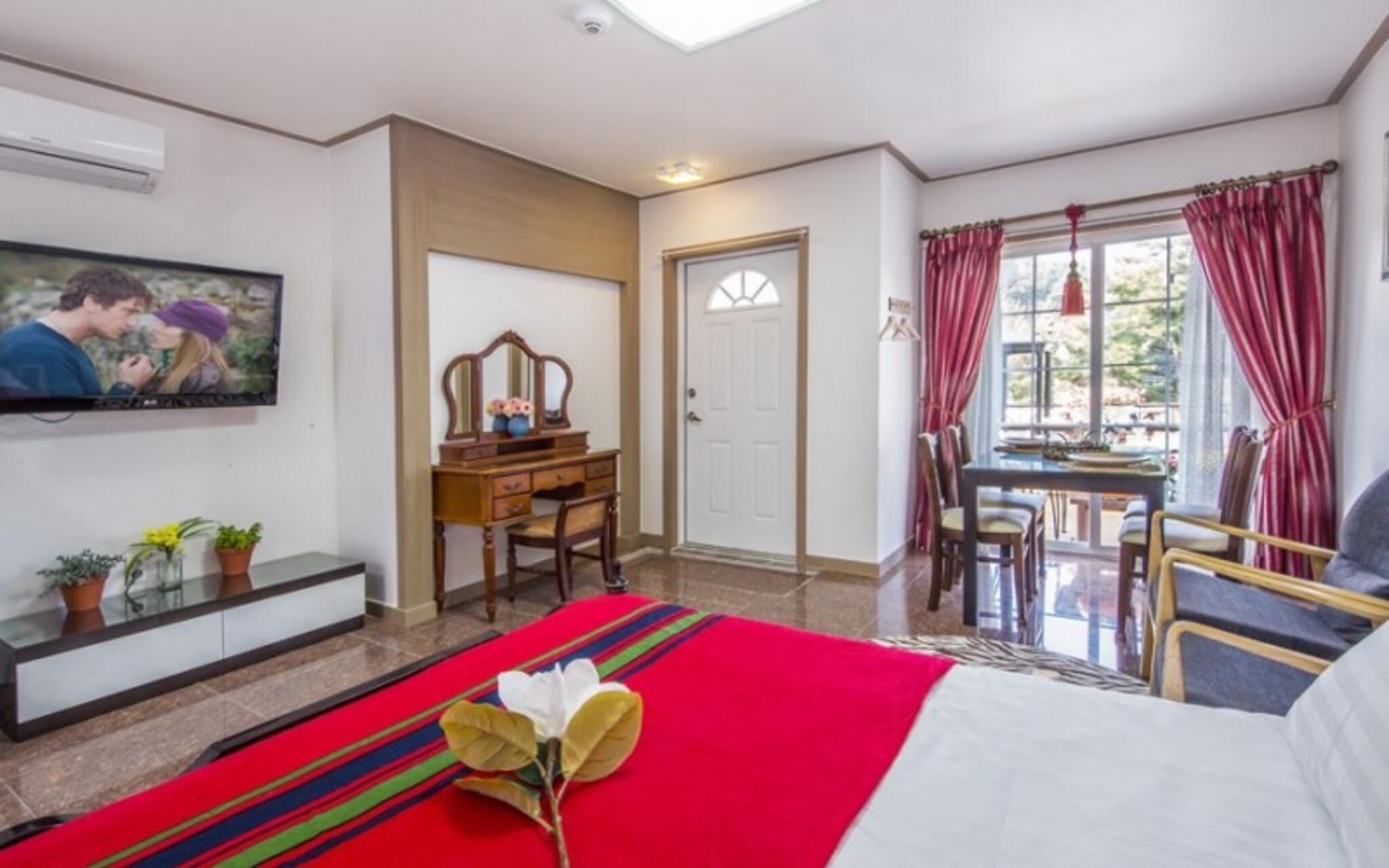 Seonjedo Iris Pension