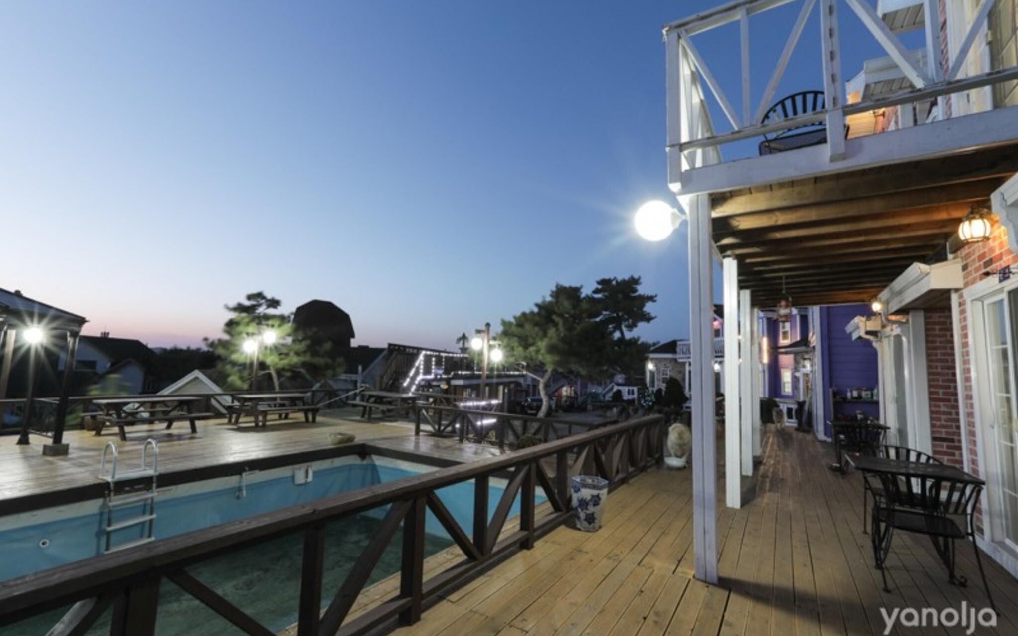 Seonjedo Iris Pension
