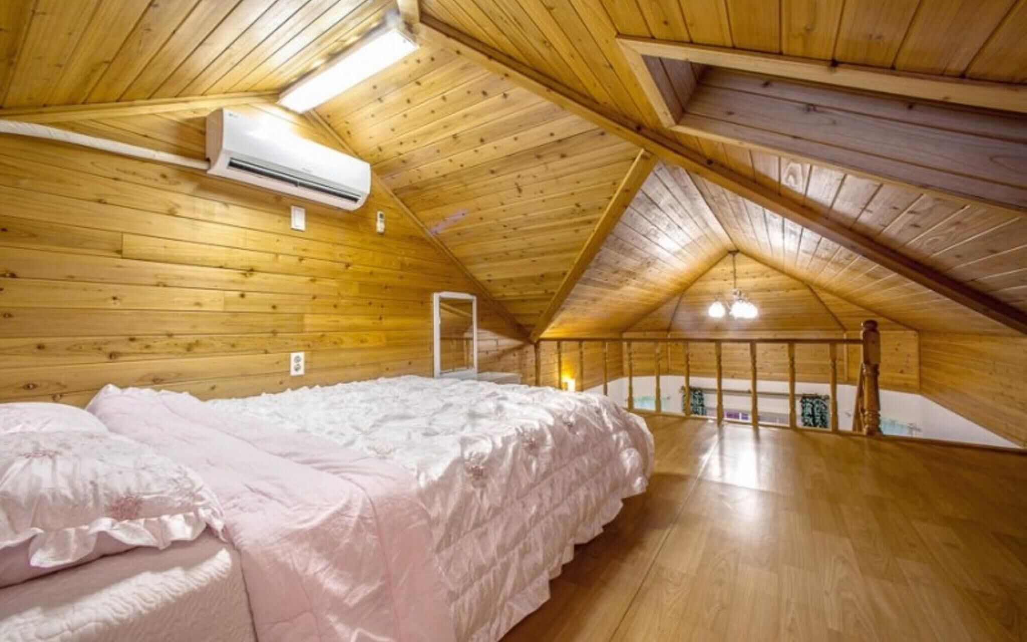 Seonjedo Iris Pension