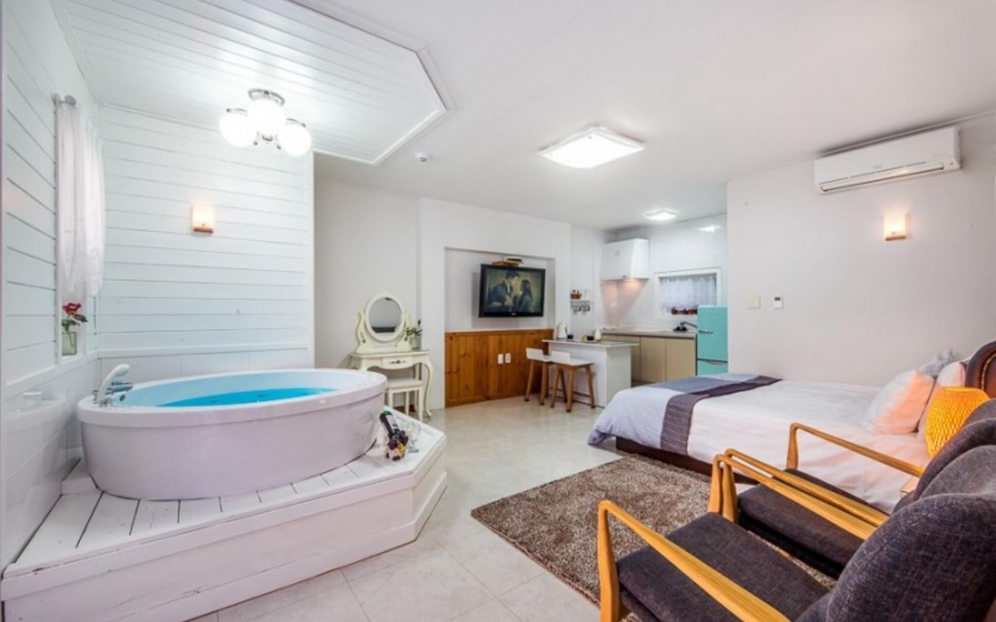 Seonjedo Iris Pension