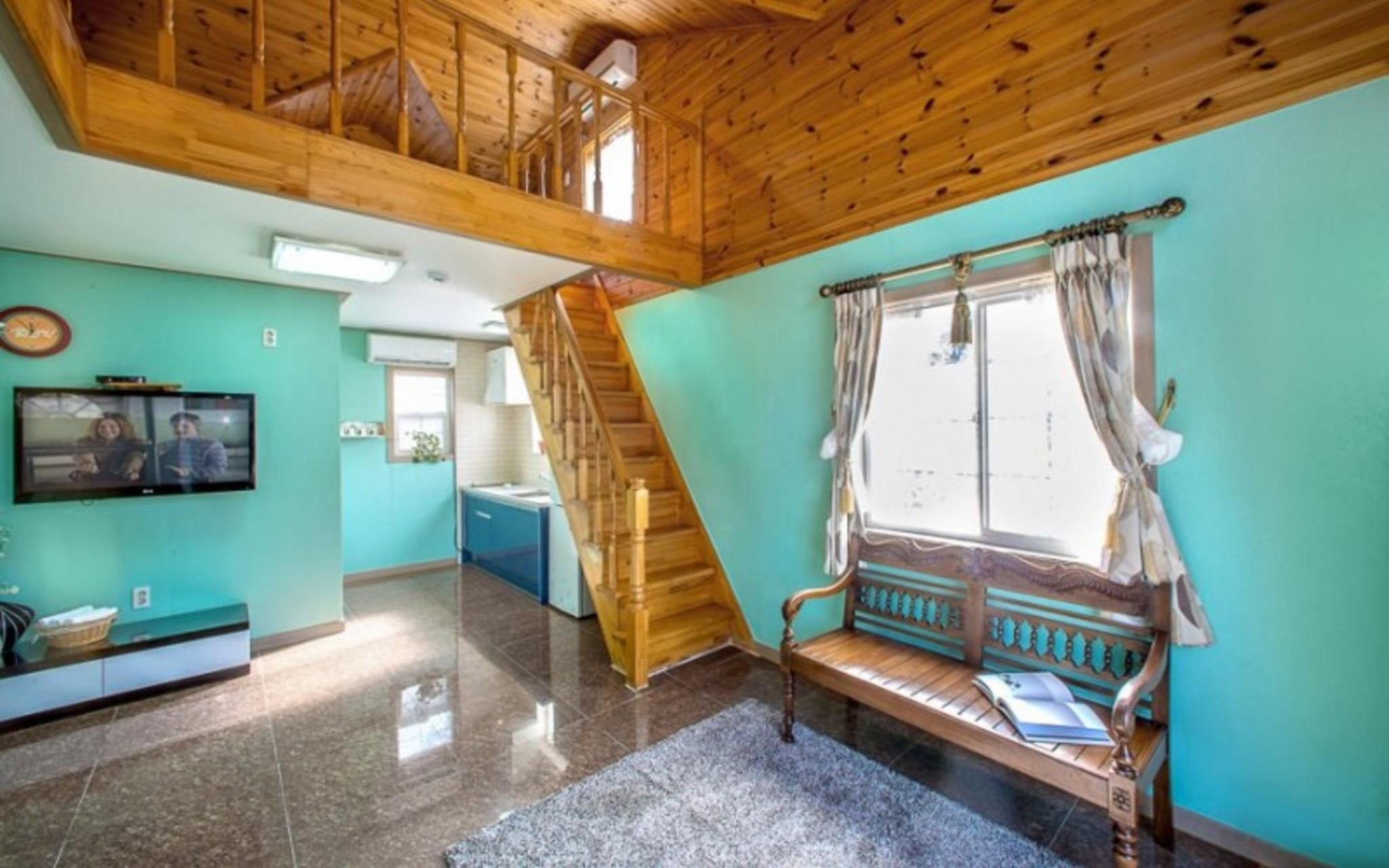 Seonjedo Iris Pension