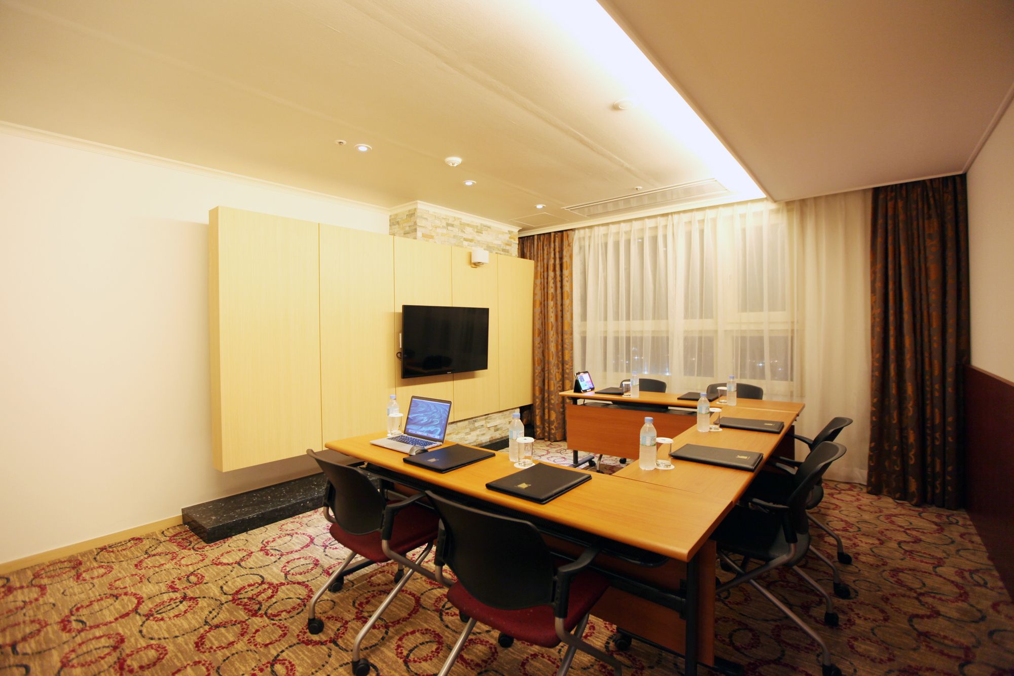 Stellar Marina Hotel