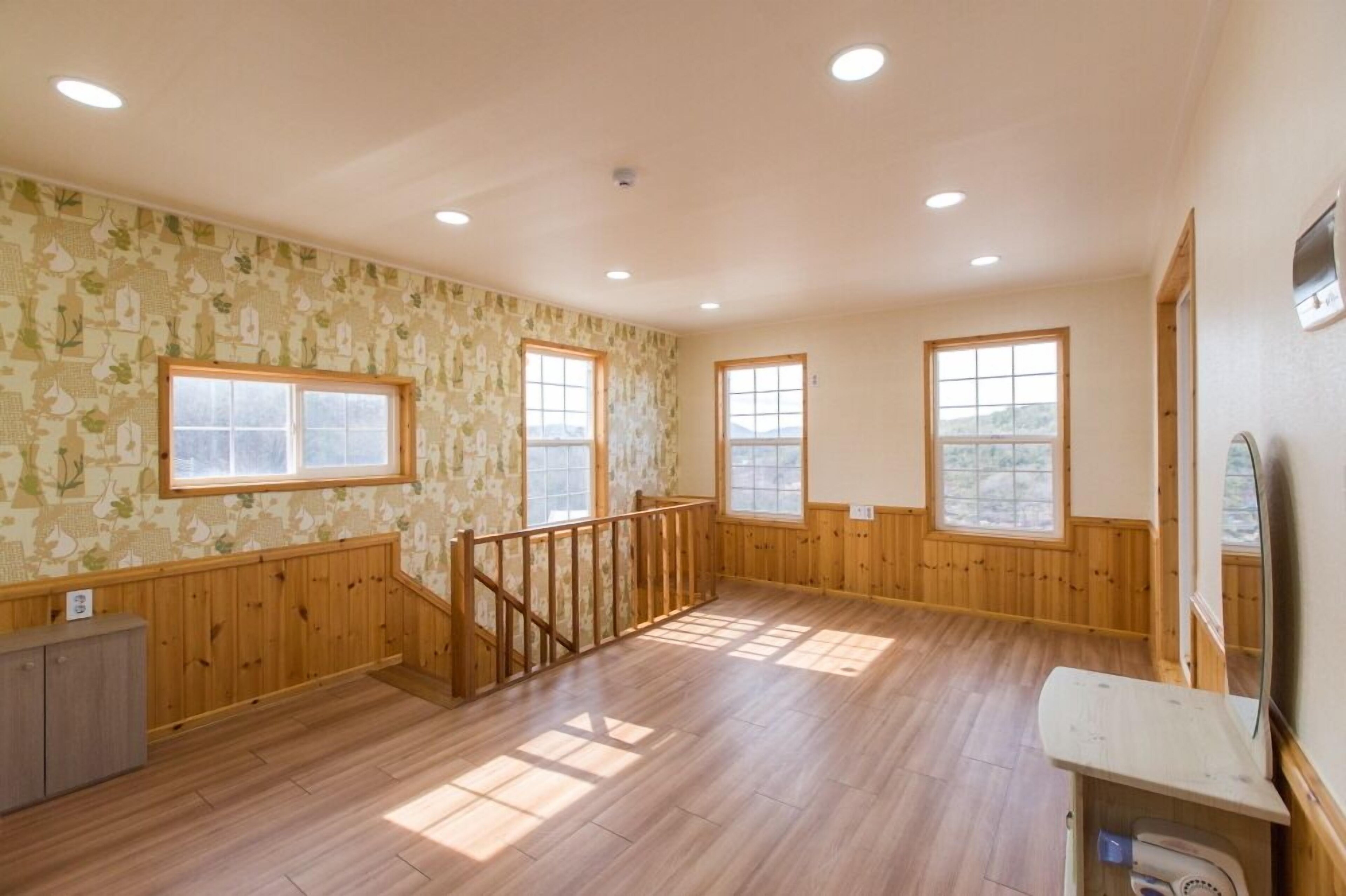 Sunrise Pension