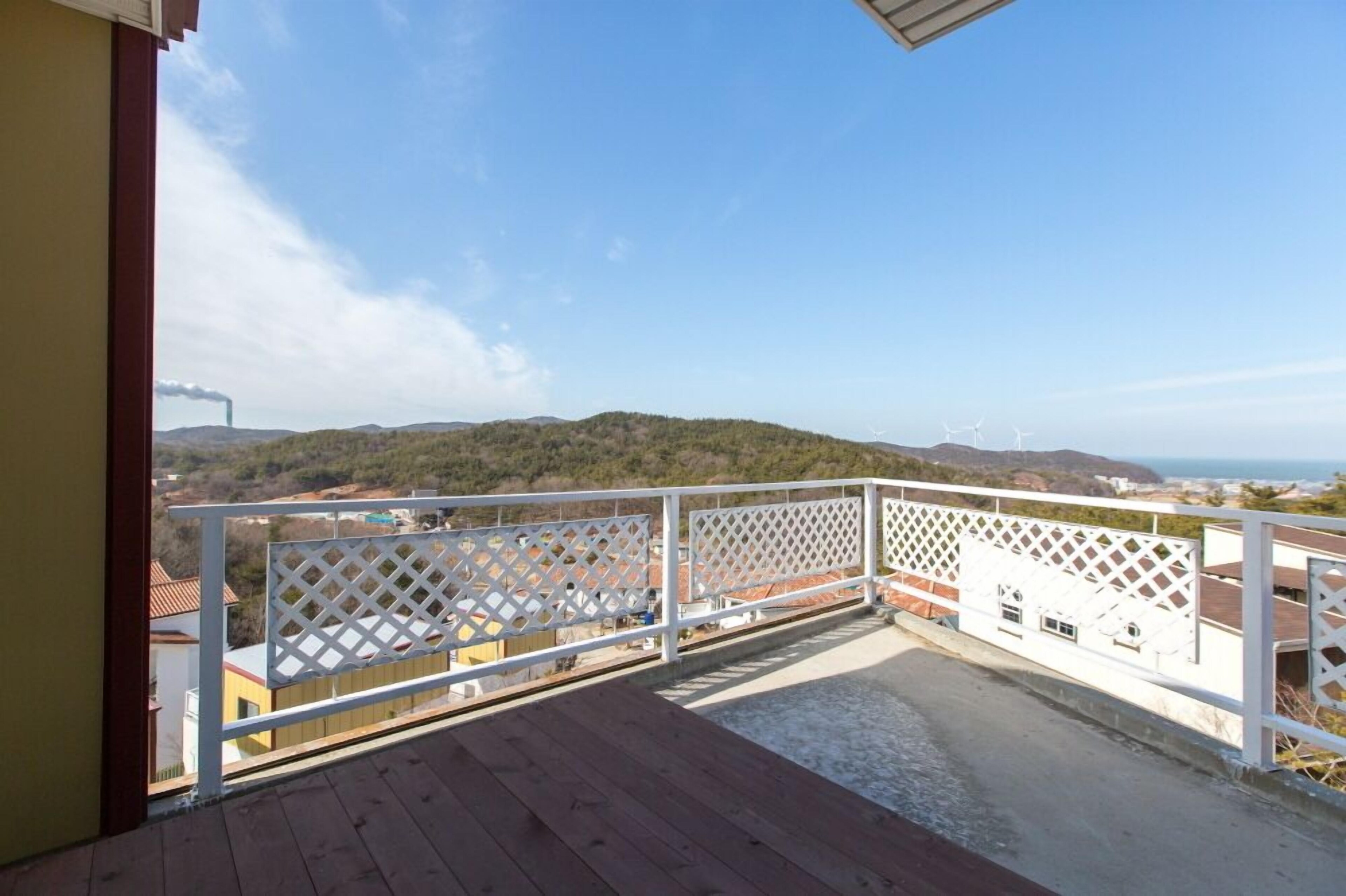 Sunrise Pension