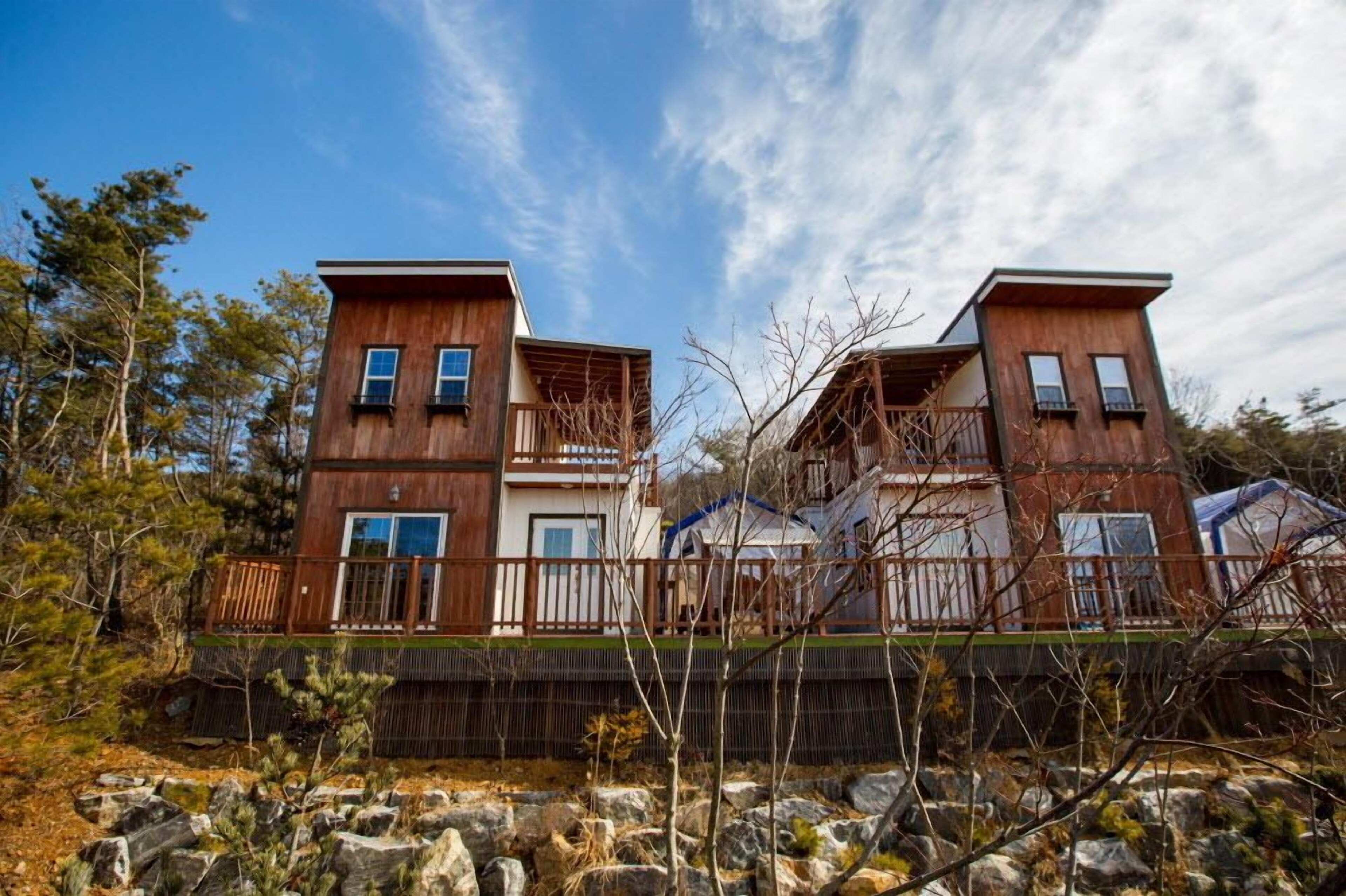 Sunrise Pension