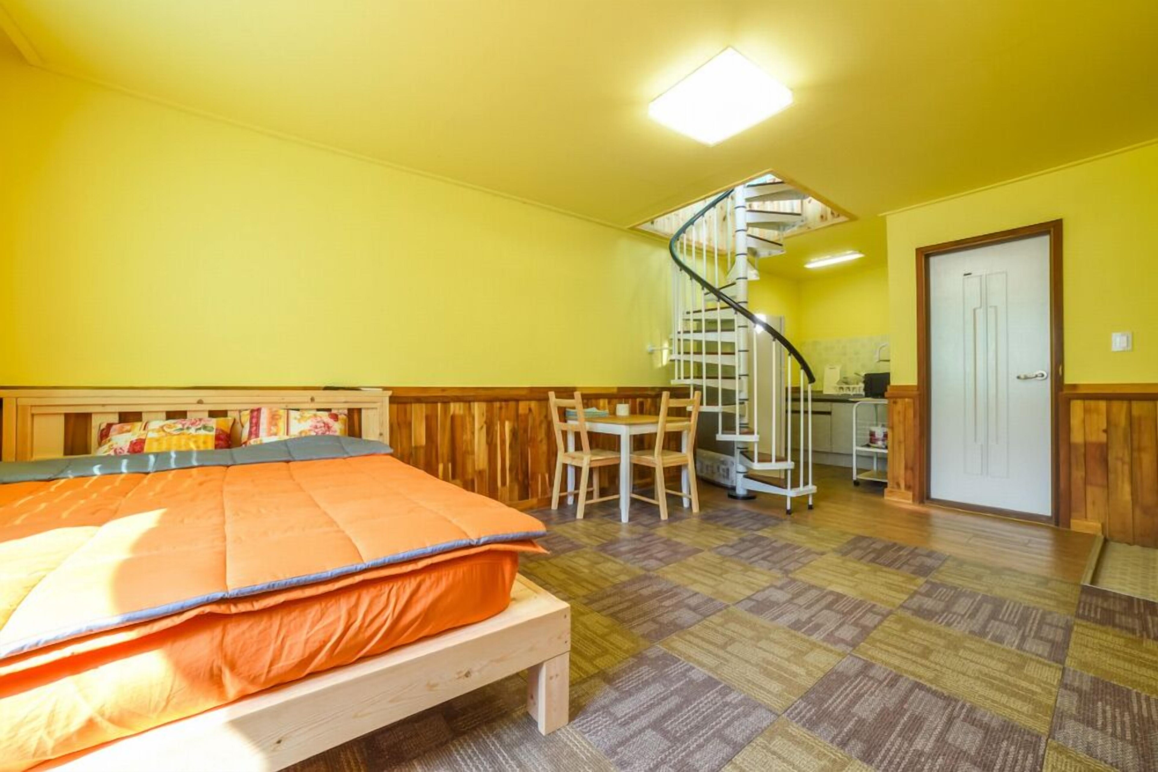 Sunrise Pension