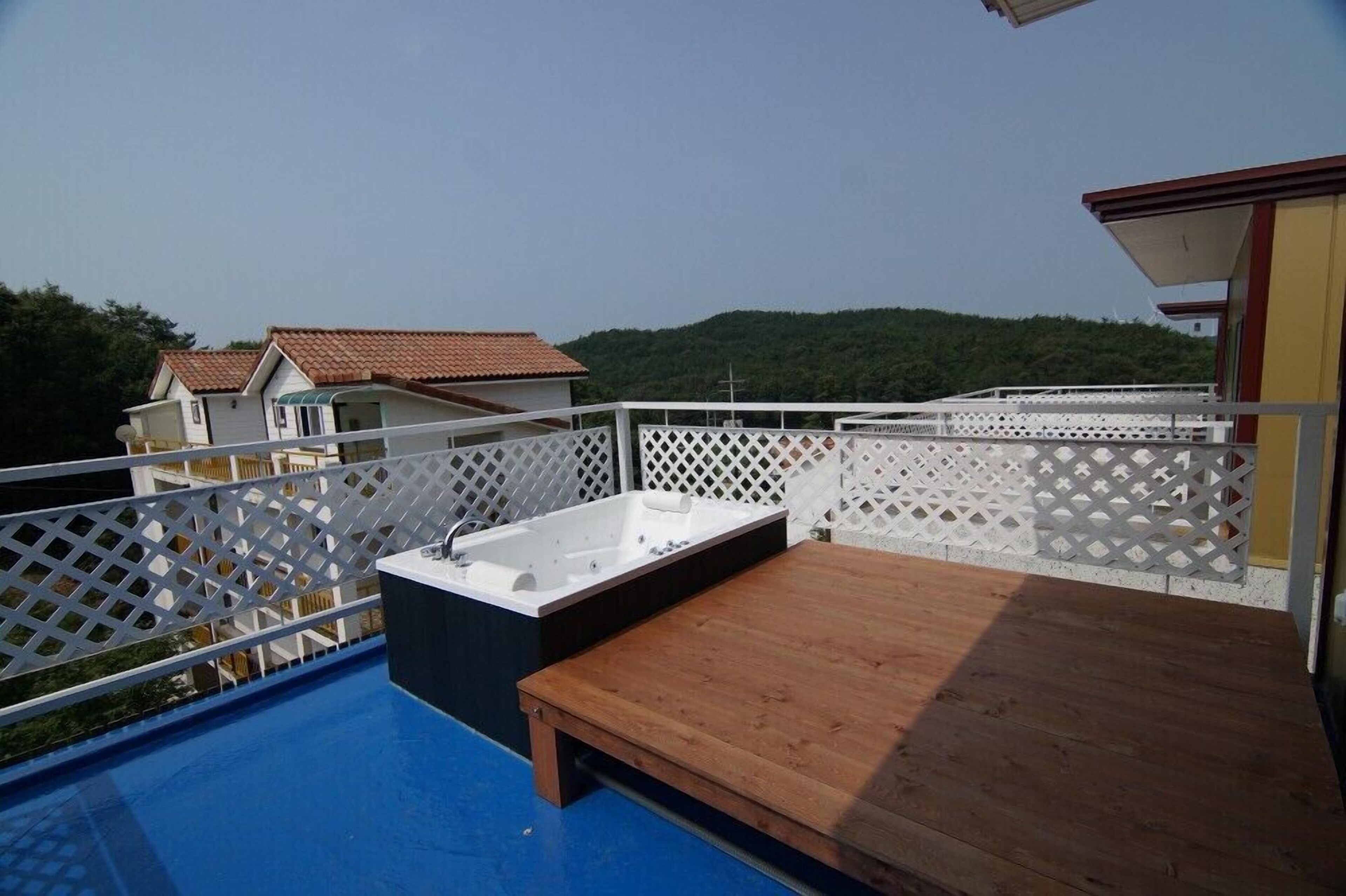 Sunrise Pension