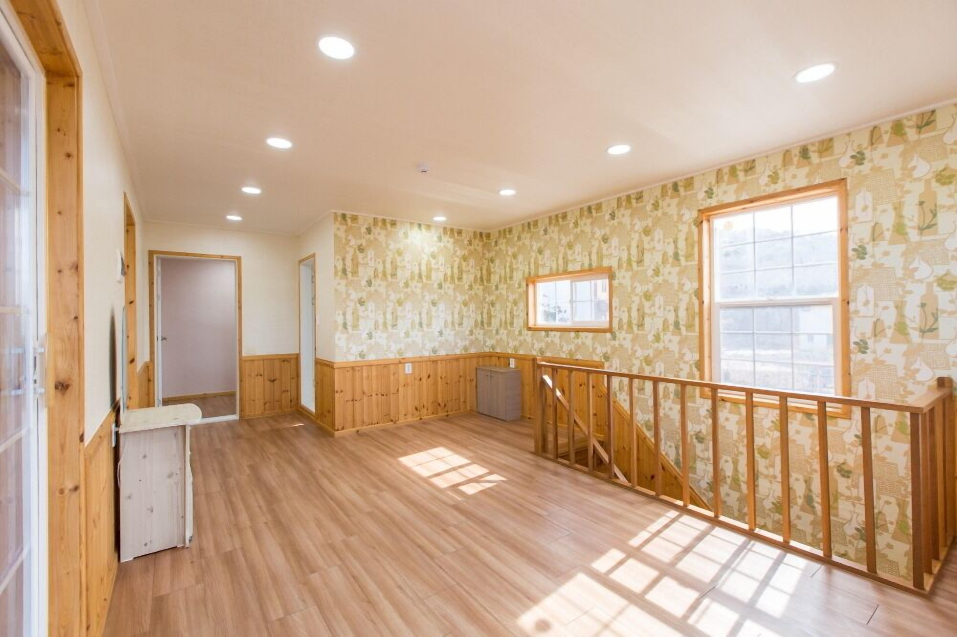 Sunrise Pension