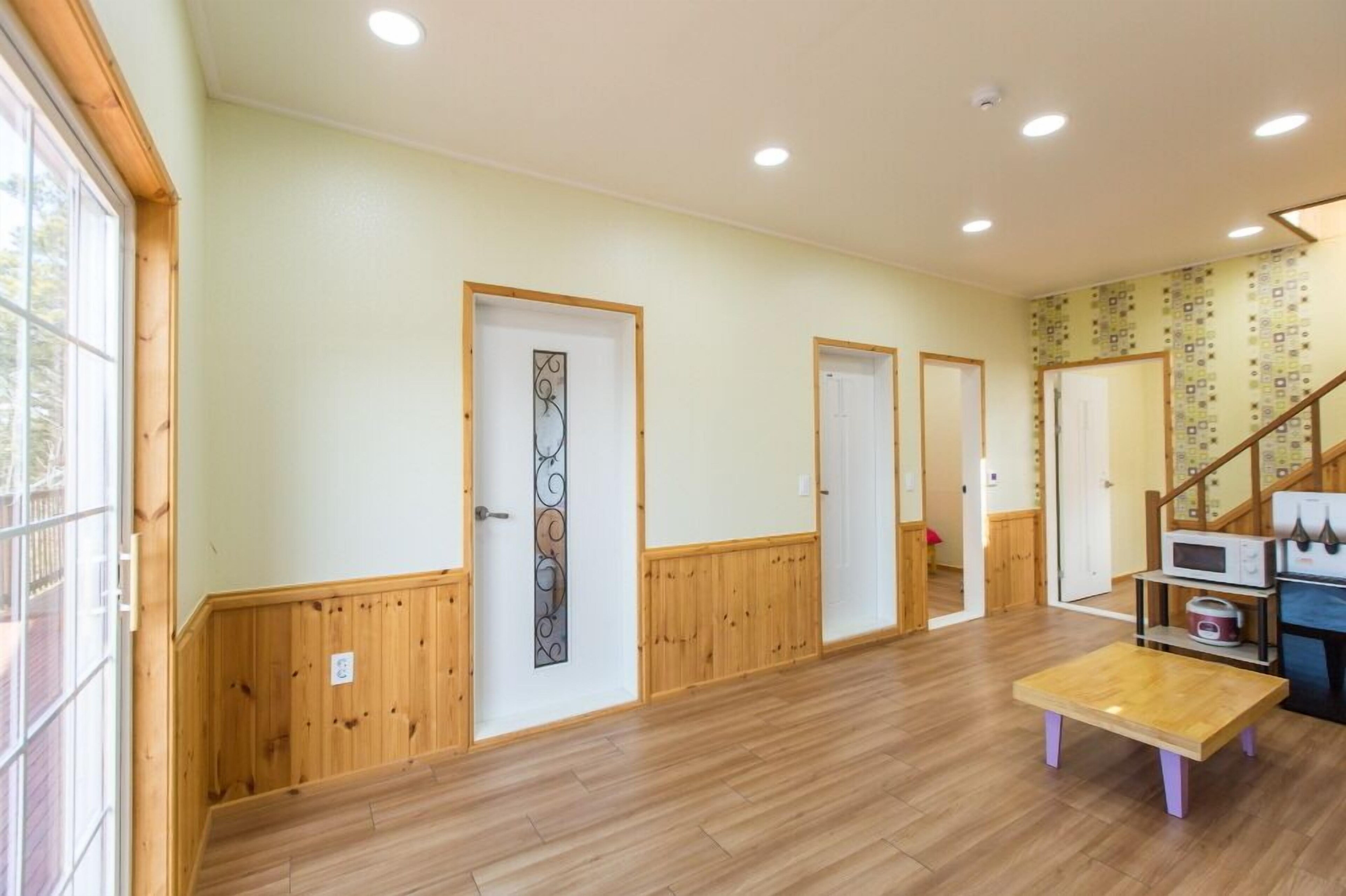Sunrise Pension