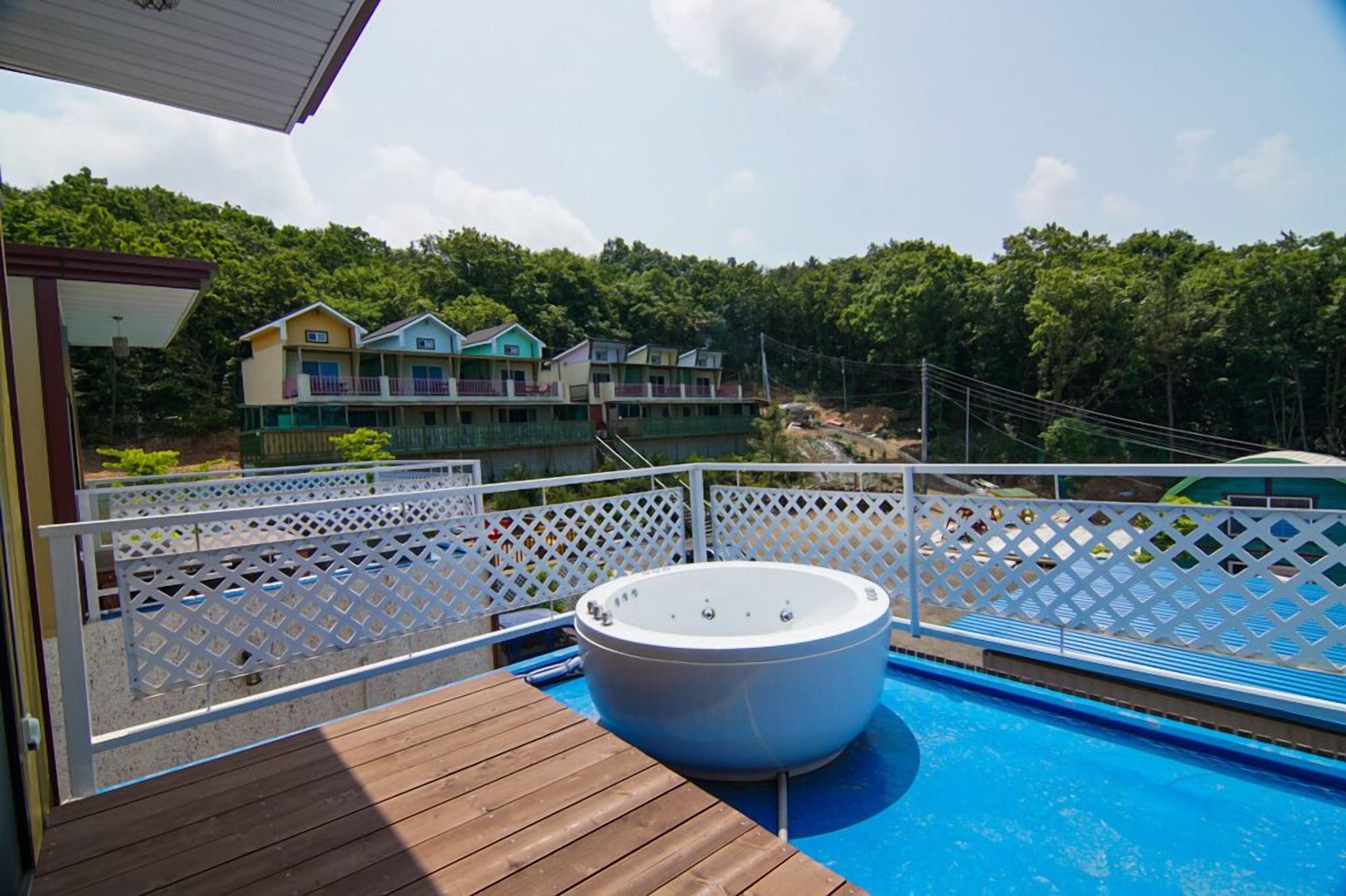 Sunrise Pension