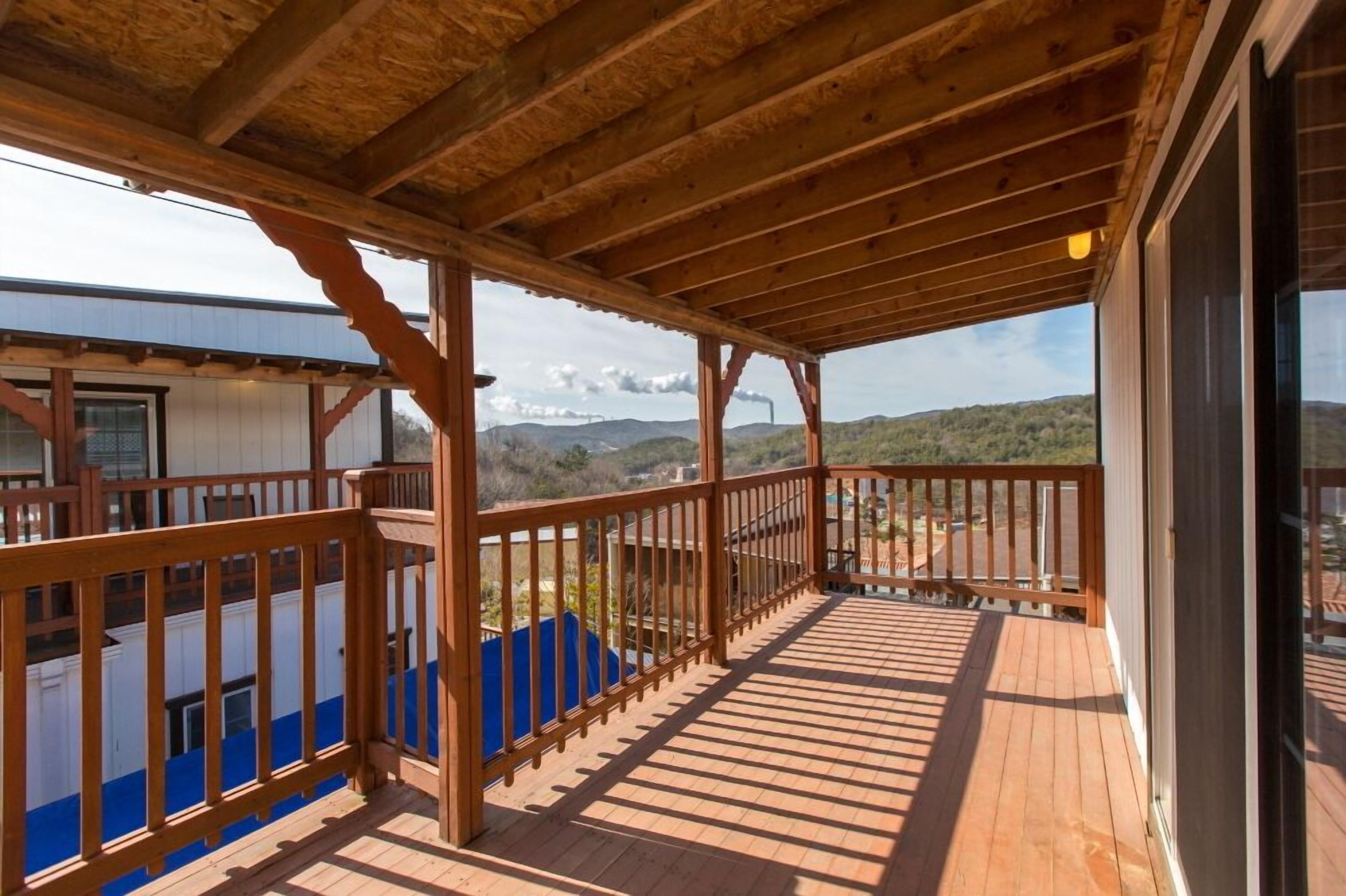 Sunrise Pension