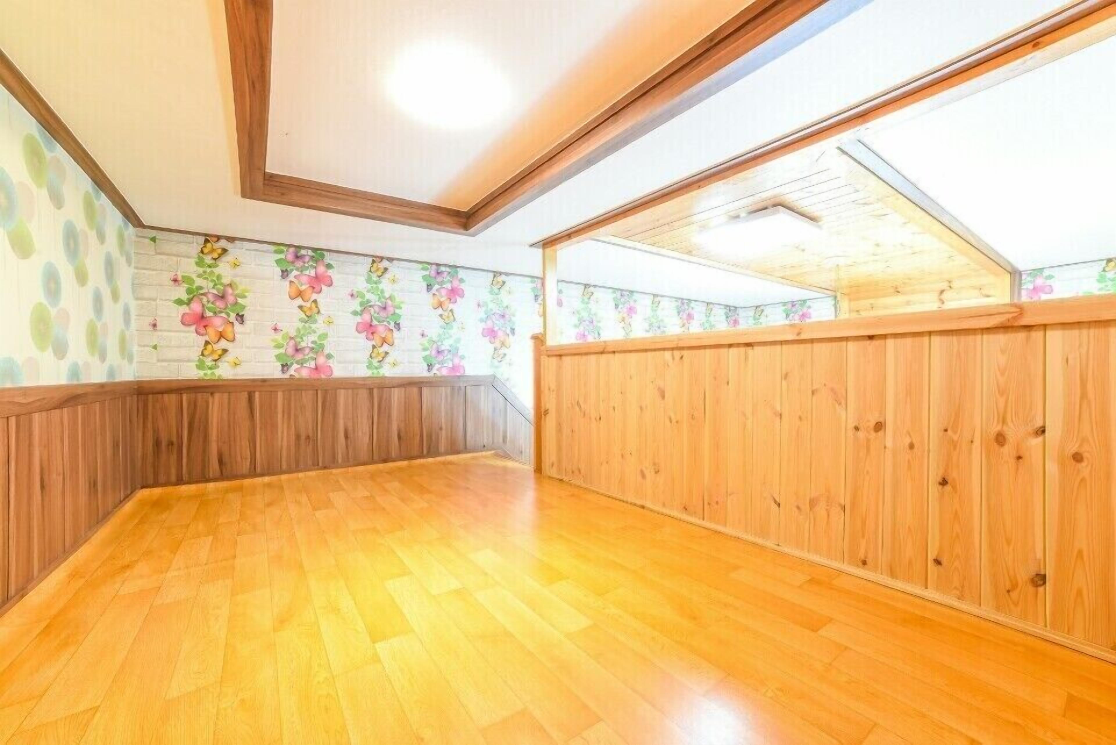 Sunshine Garden Pension