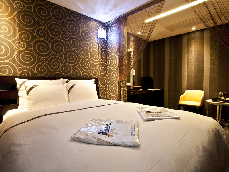 Wolmido W Tourist Hotel