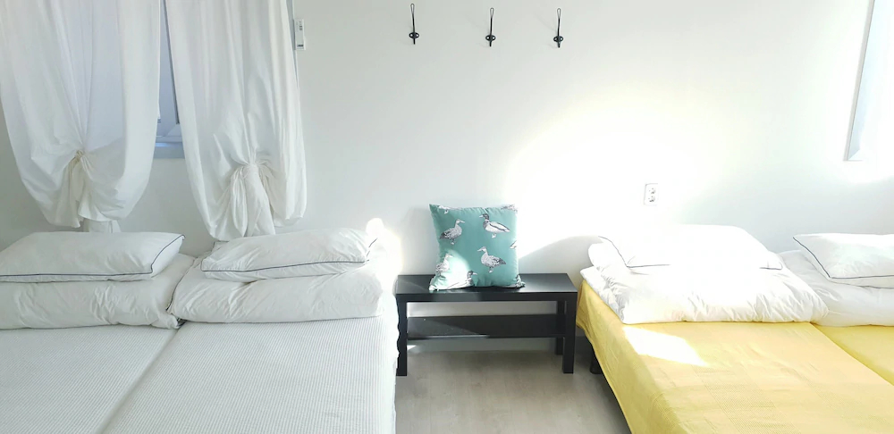 W Premium Airport Guesthouse