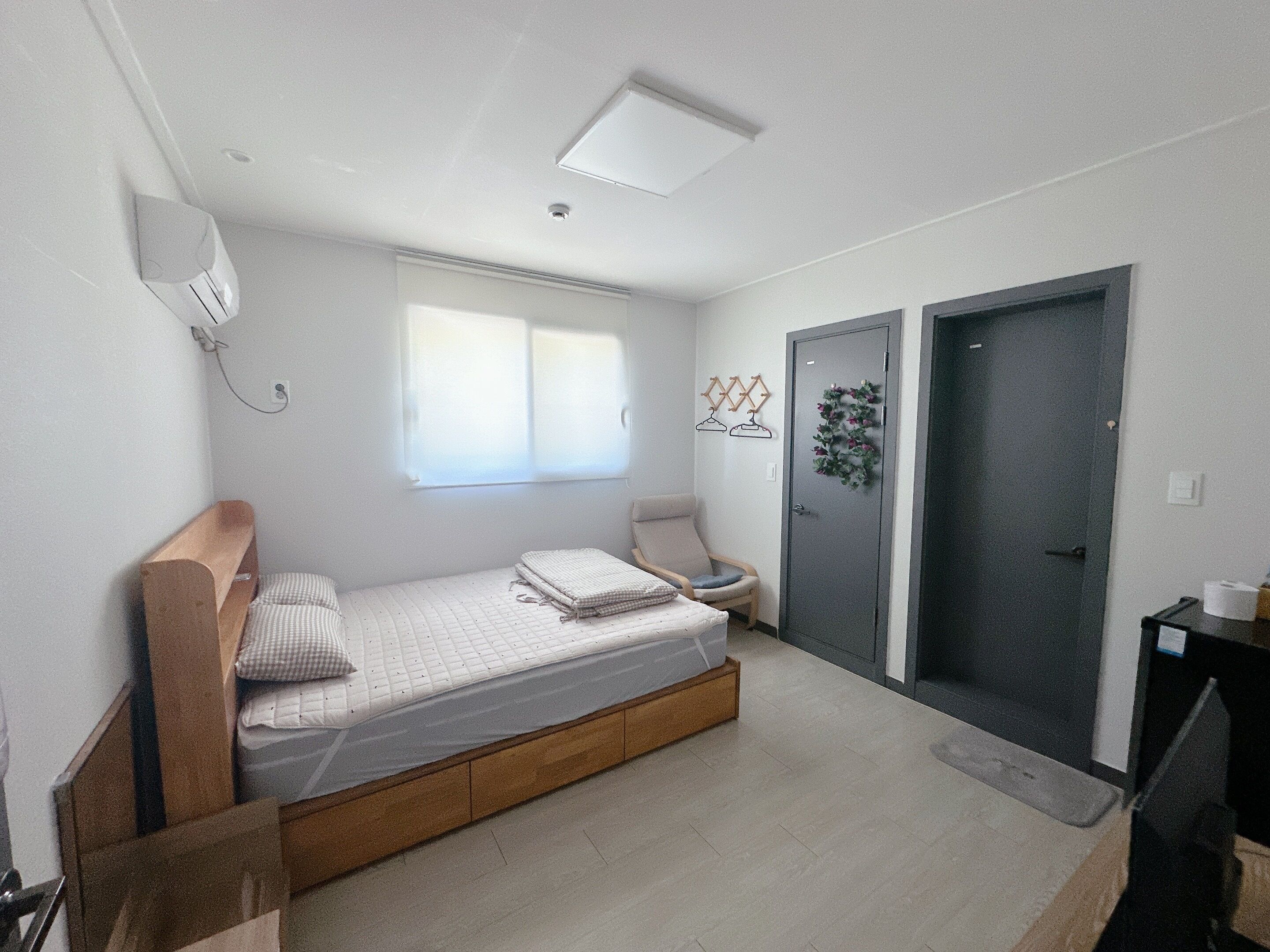 Yolo House