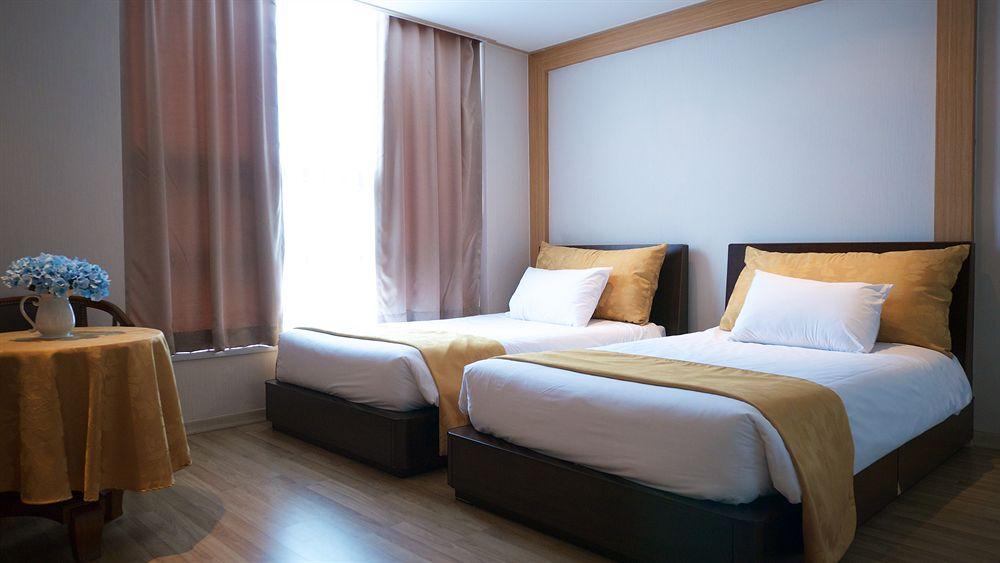 Hotel Zeumes Incheon Airport
