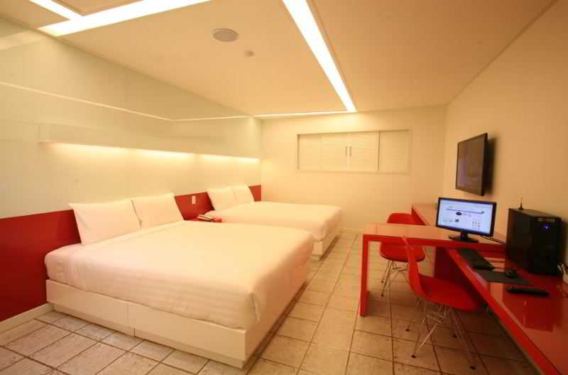 Hotel Zeumes Incheon Airport
