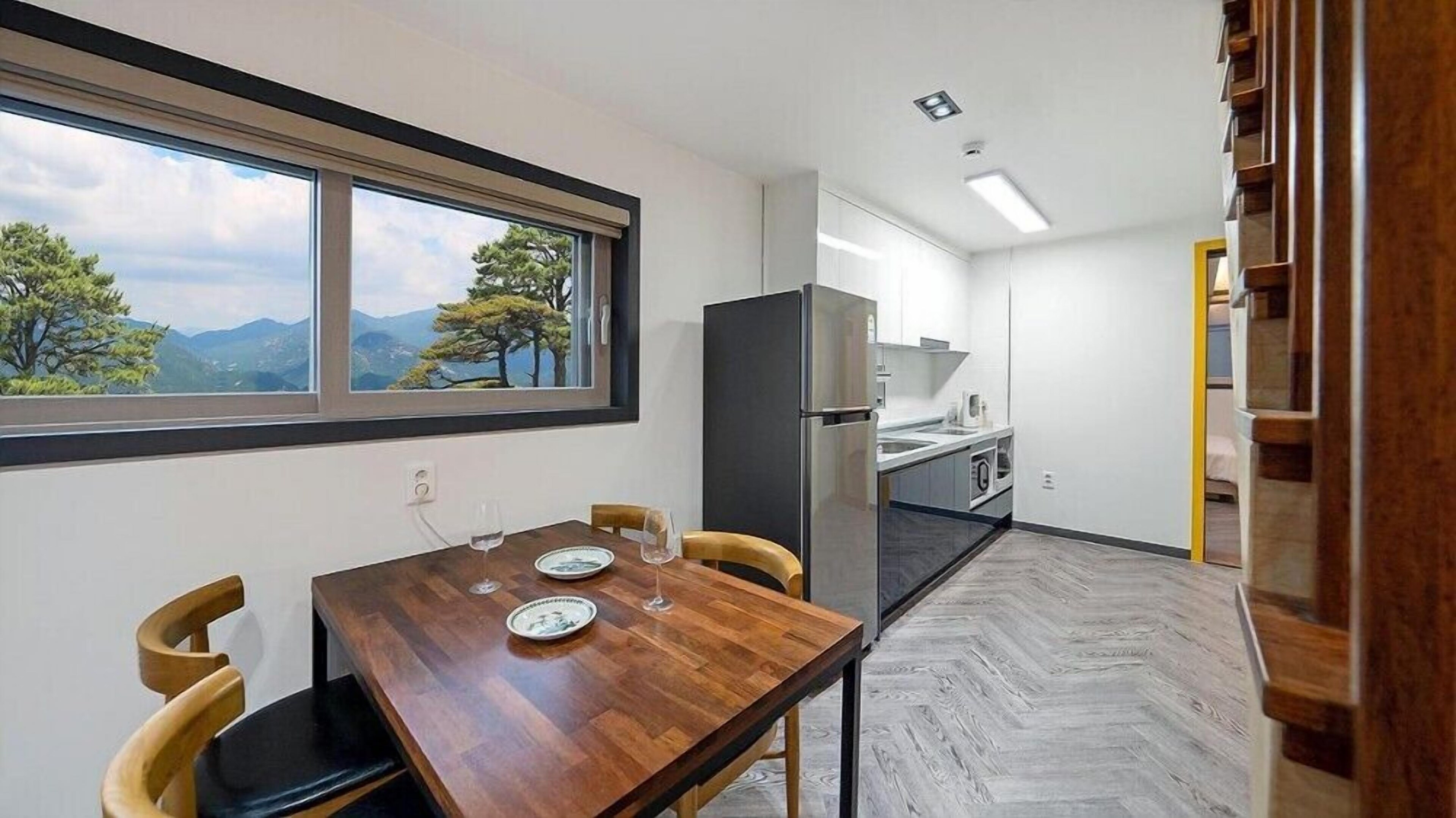 BS Jecheon Pension