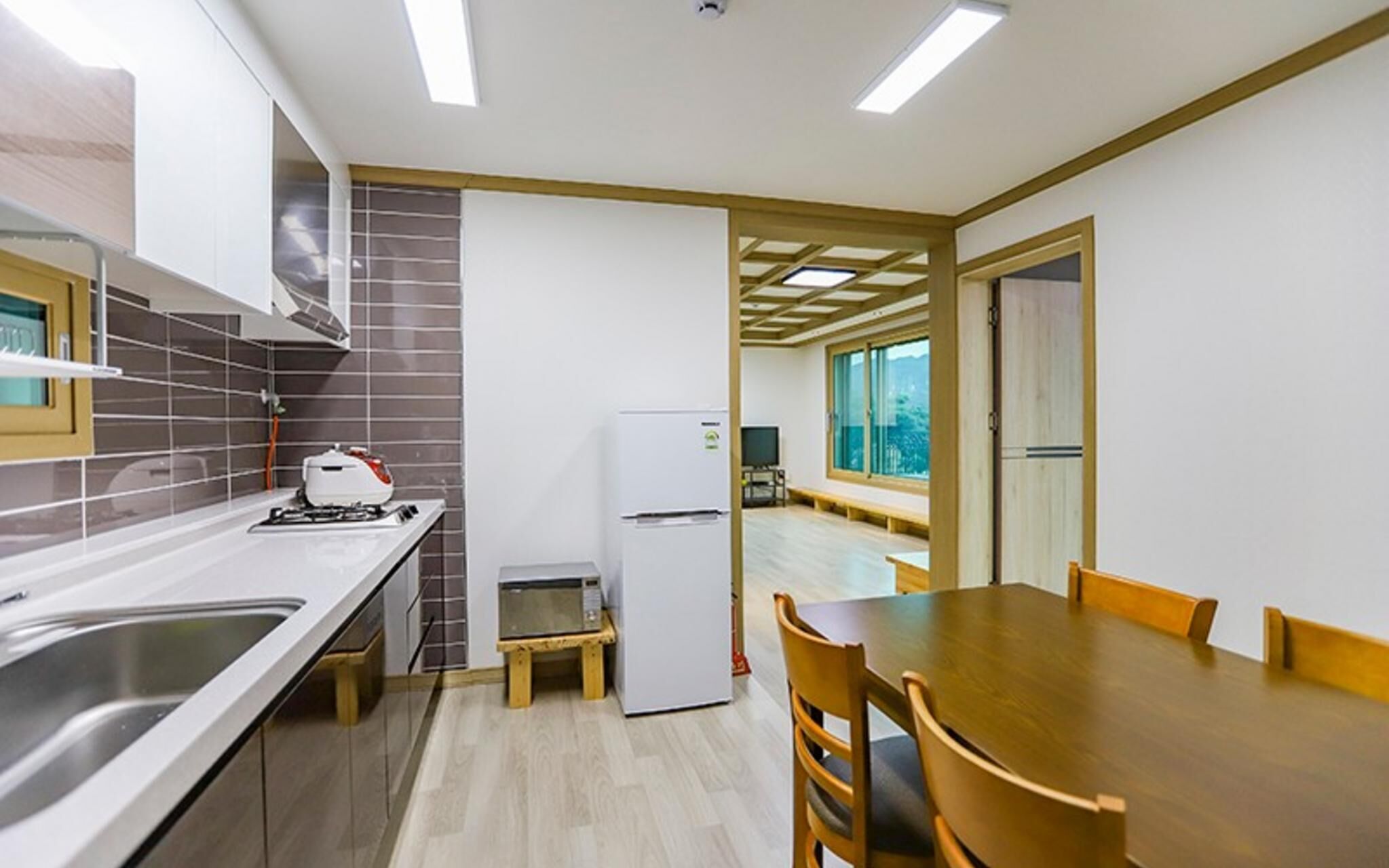 Four Seasons Pension Jecheon