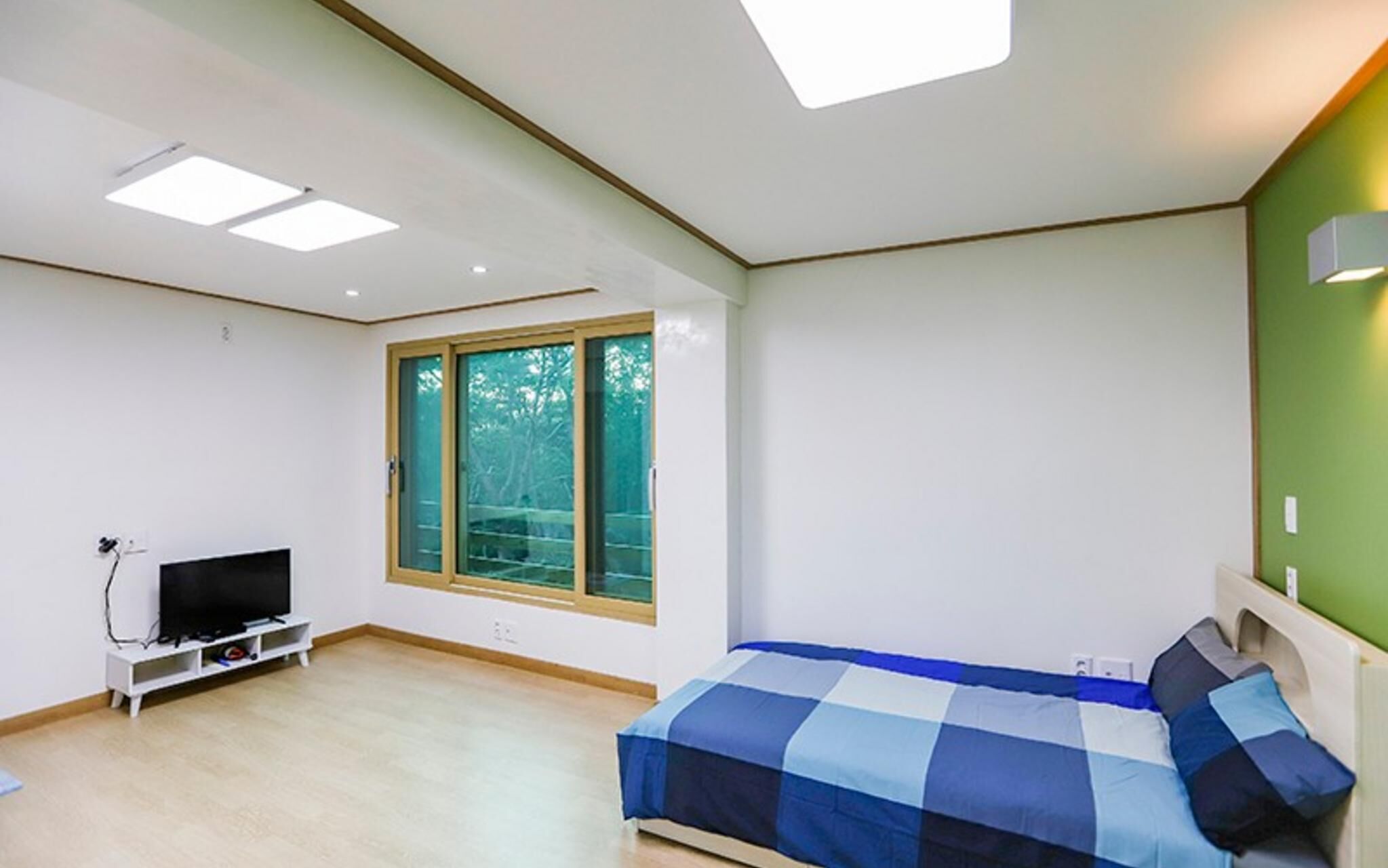 Four Seasons Pension Jecheon