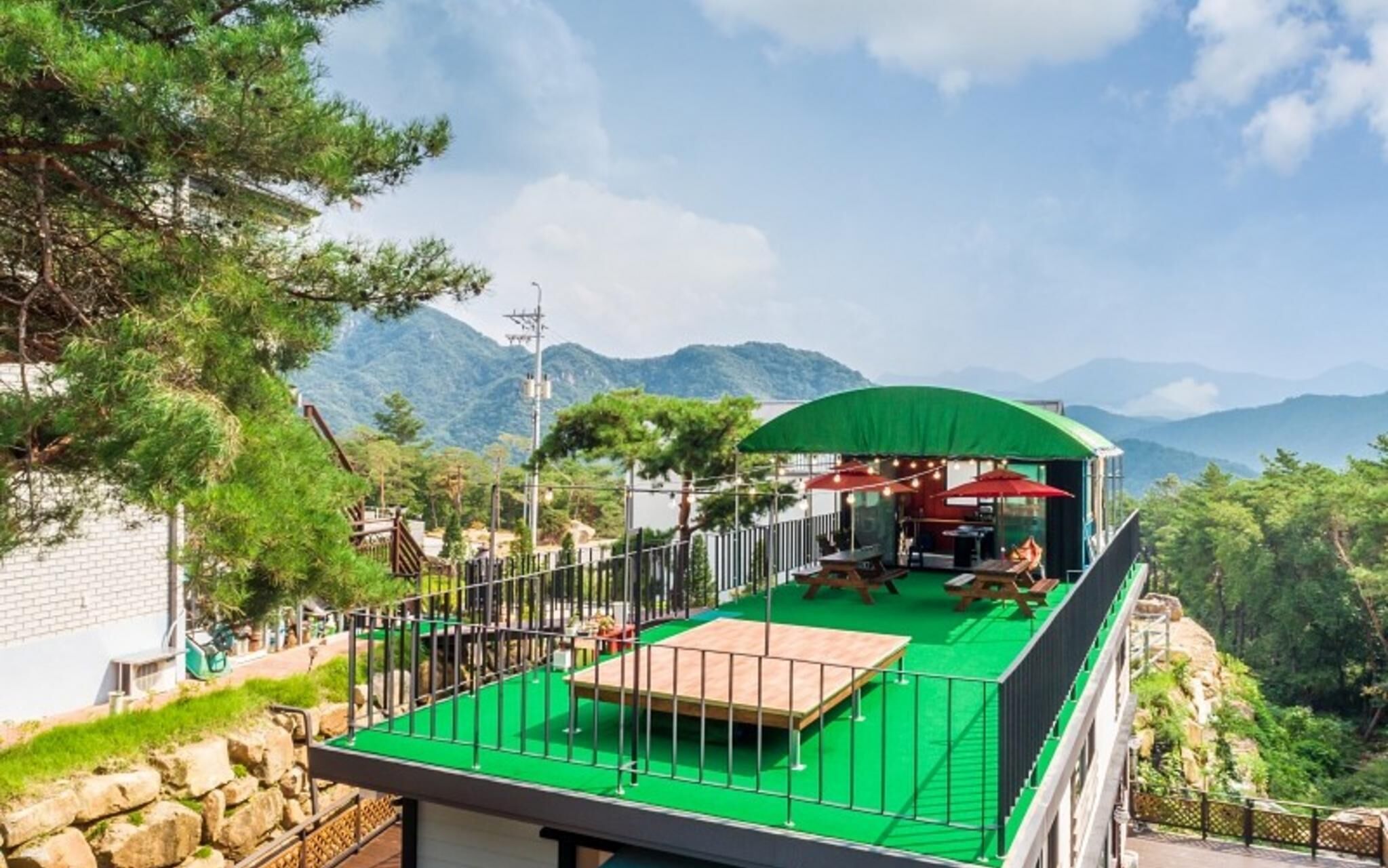 Four Seasons Pension Jecheon