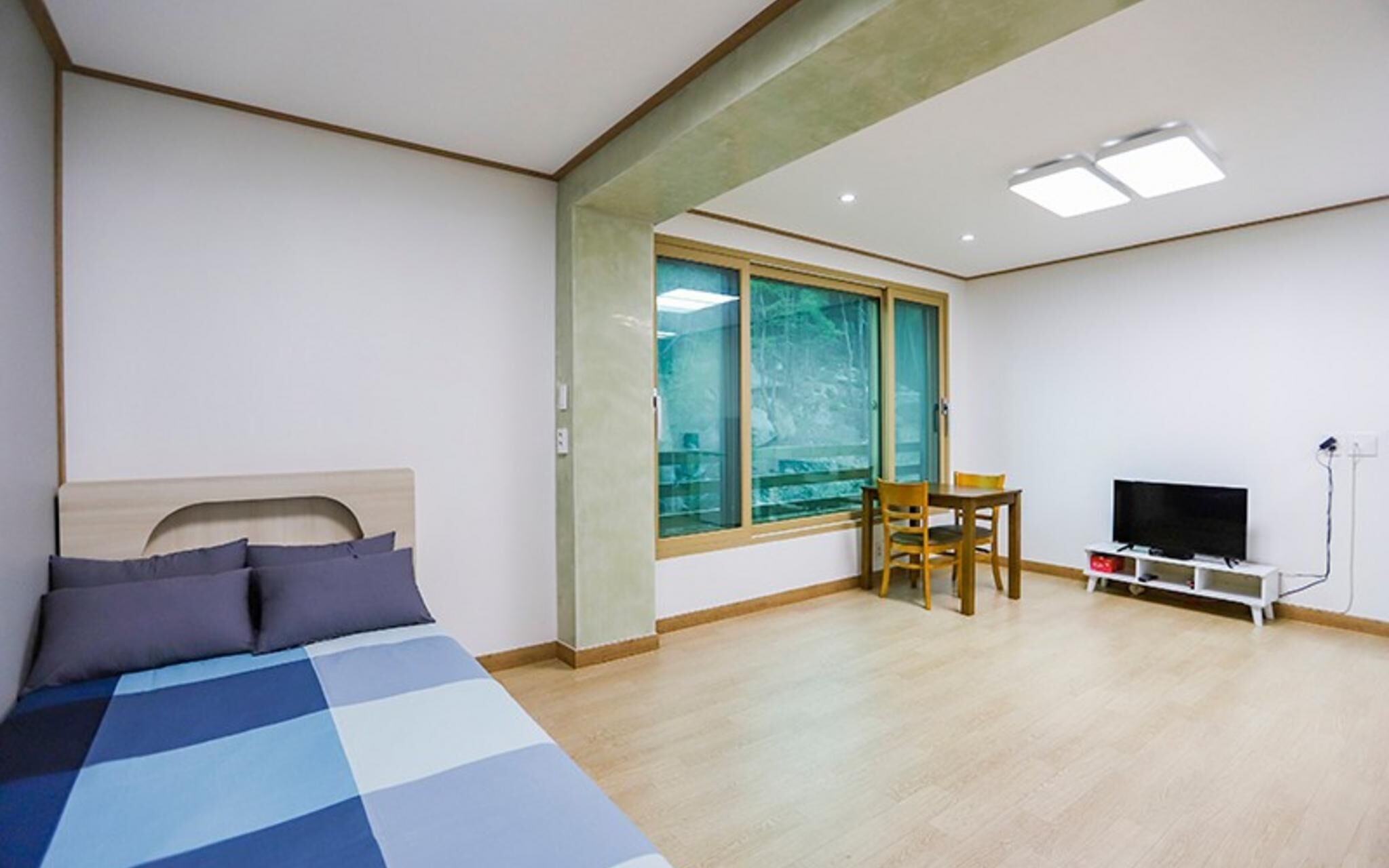 Four Seasons Pension Jecheon