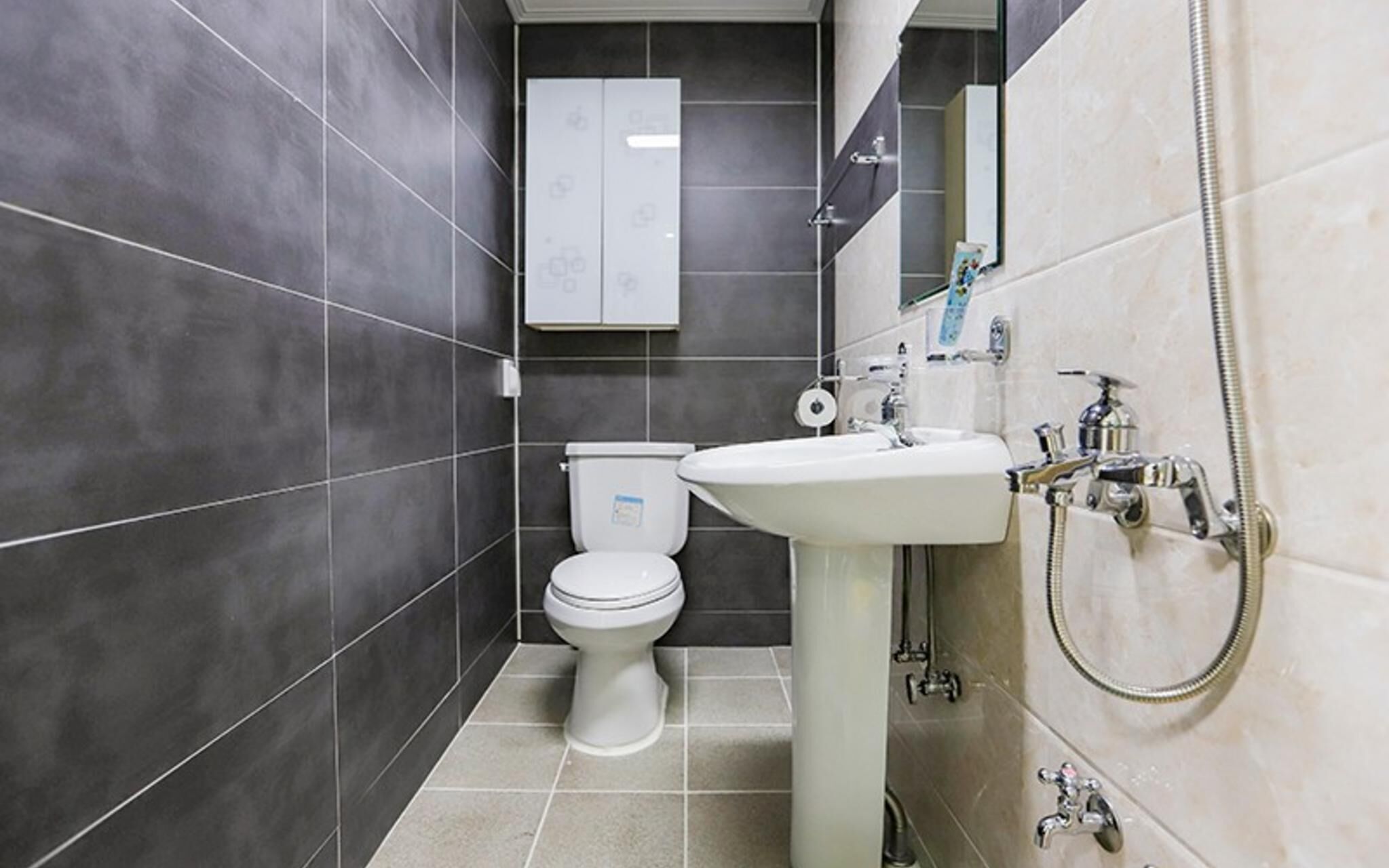 Four Seasons Pension Jecheon