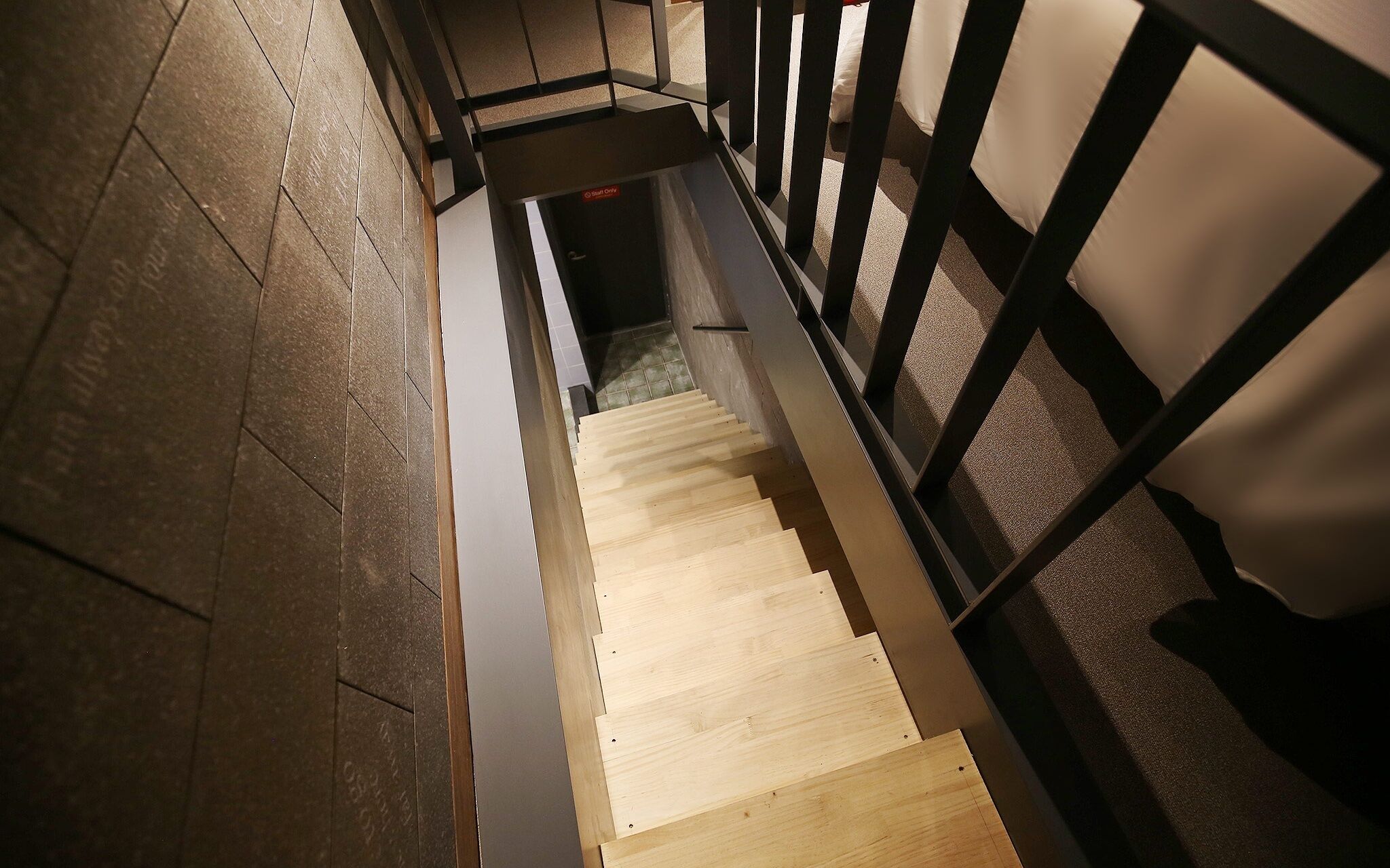 Jecheon Case Hotel