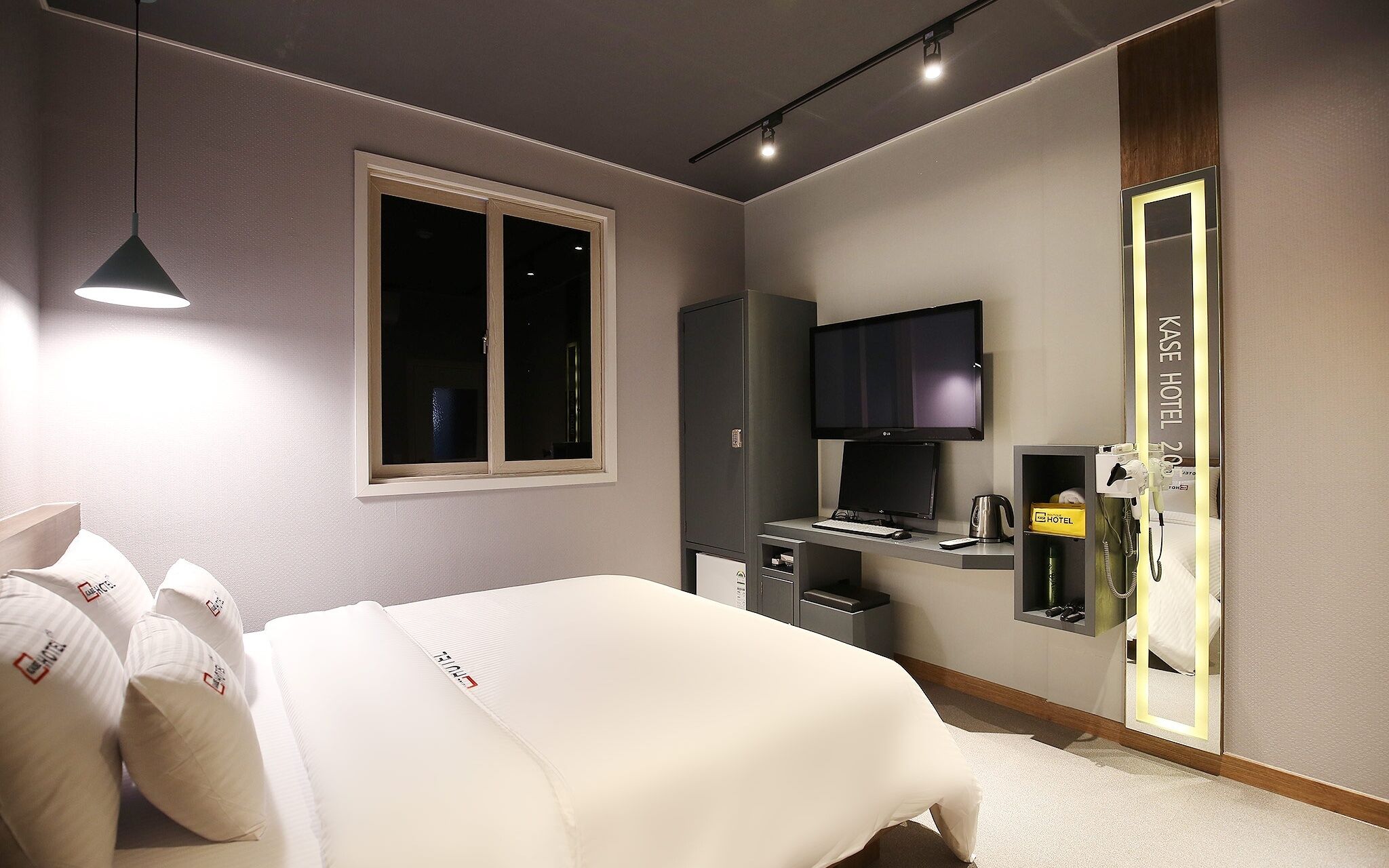Jecheon Case Hotel