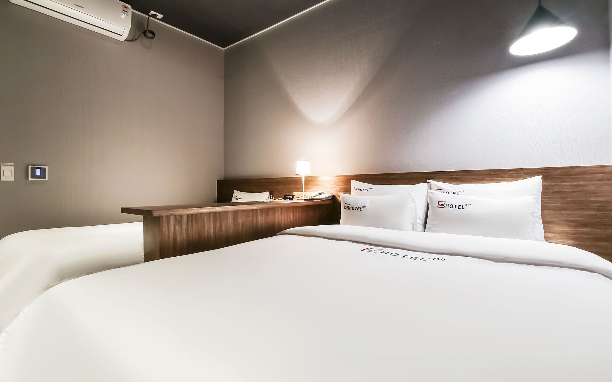 Jecheon Case Hotel
