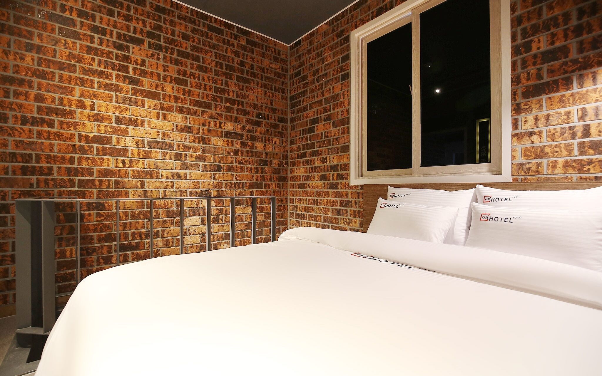 Jecheon Case Hotel