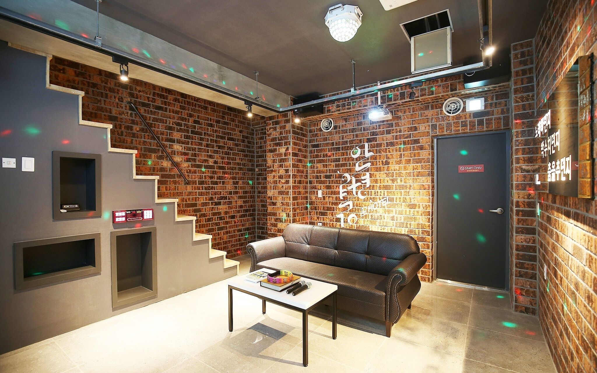 Jecheon Case Hotel